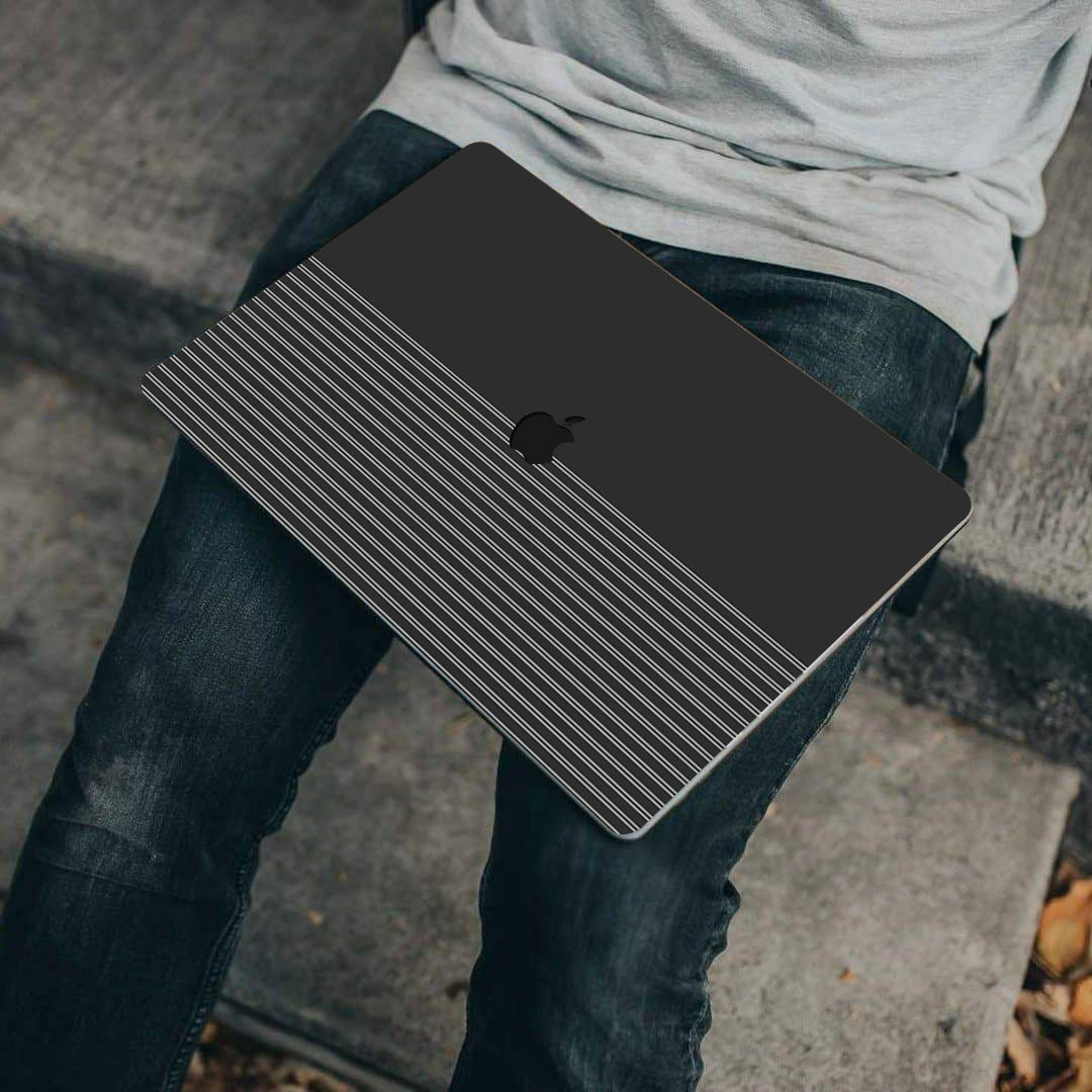 Persist In Macbook Case-BELKCASE