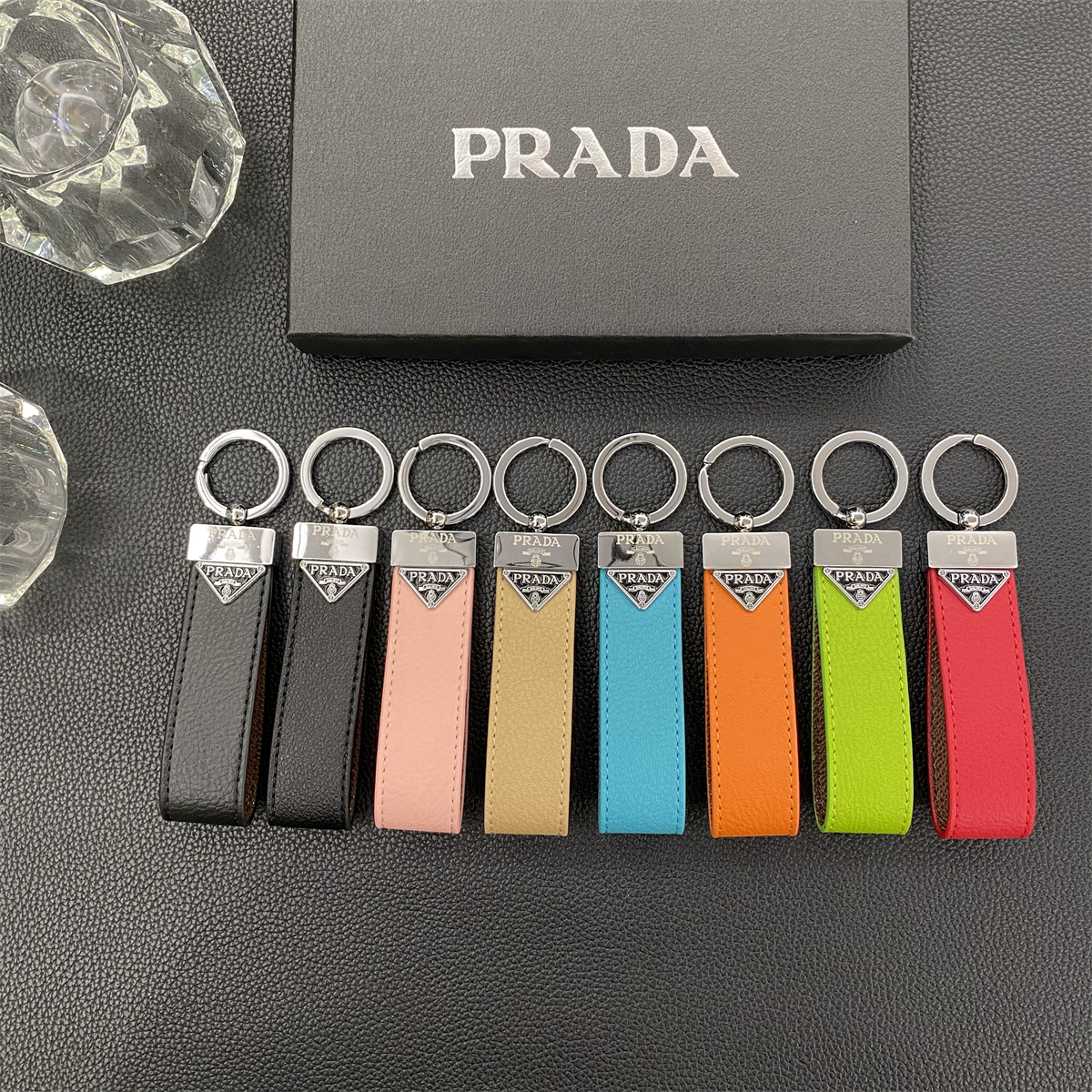 Luxury Leather Convenient Keychain