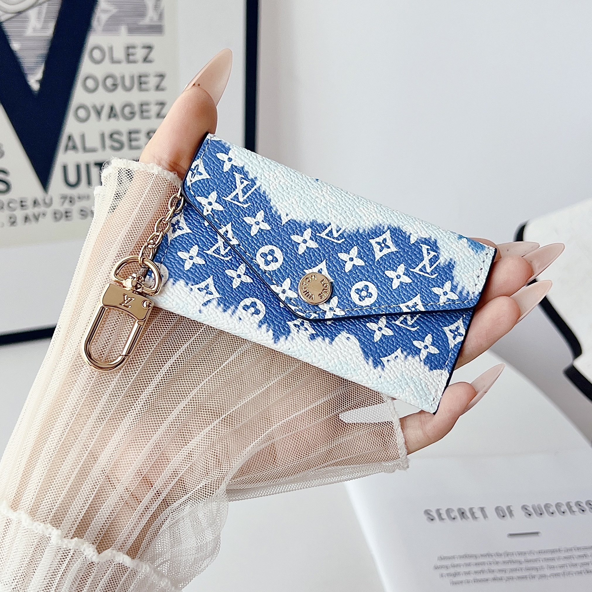 Louis Vuitton Luxury Leather Coin Purse