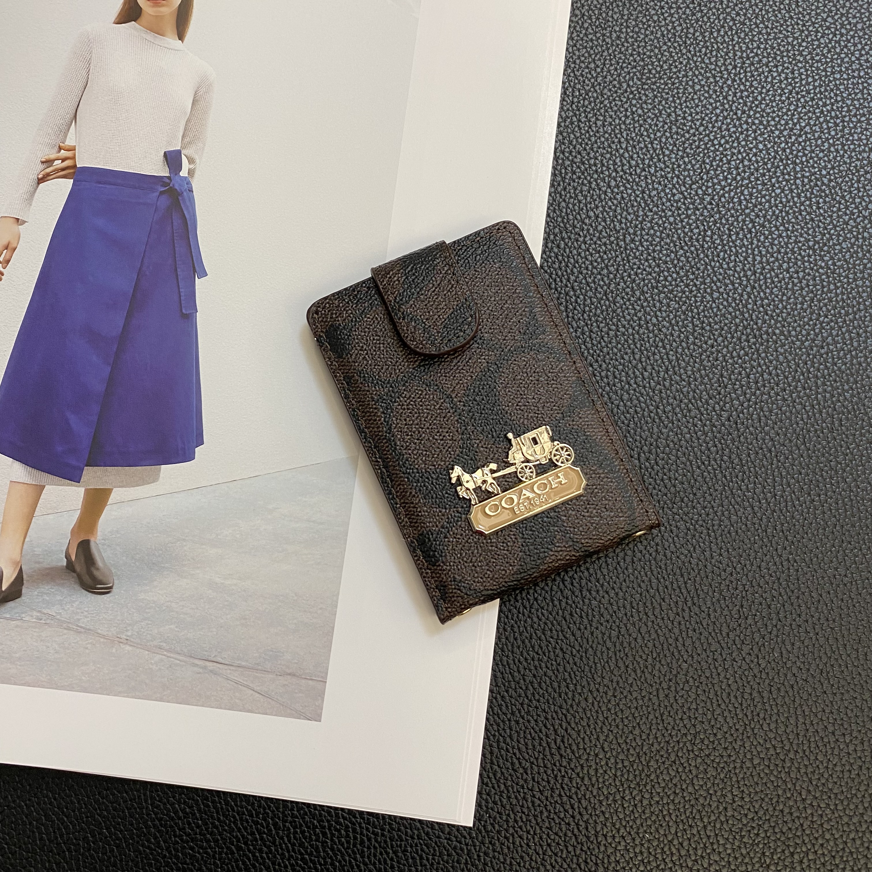 Classic Luxury Leather Wallet Card Holder