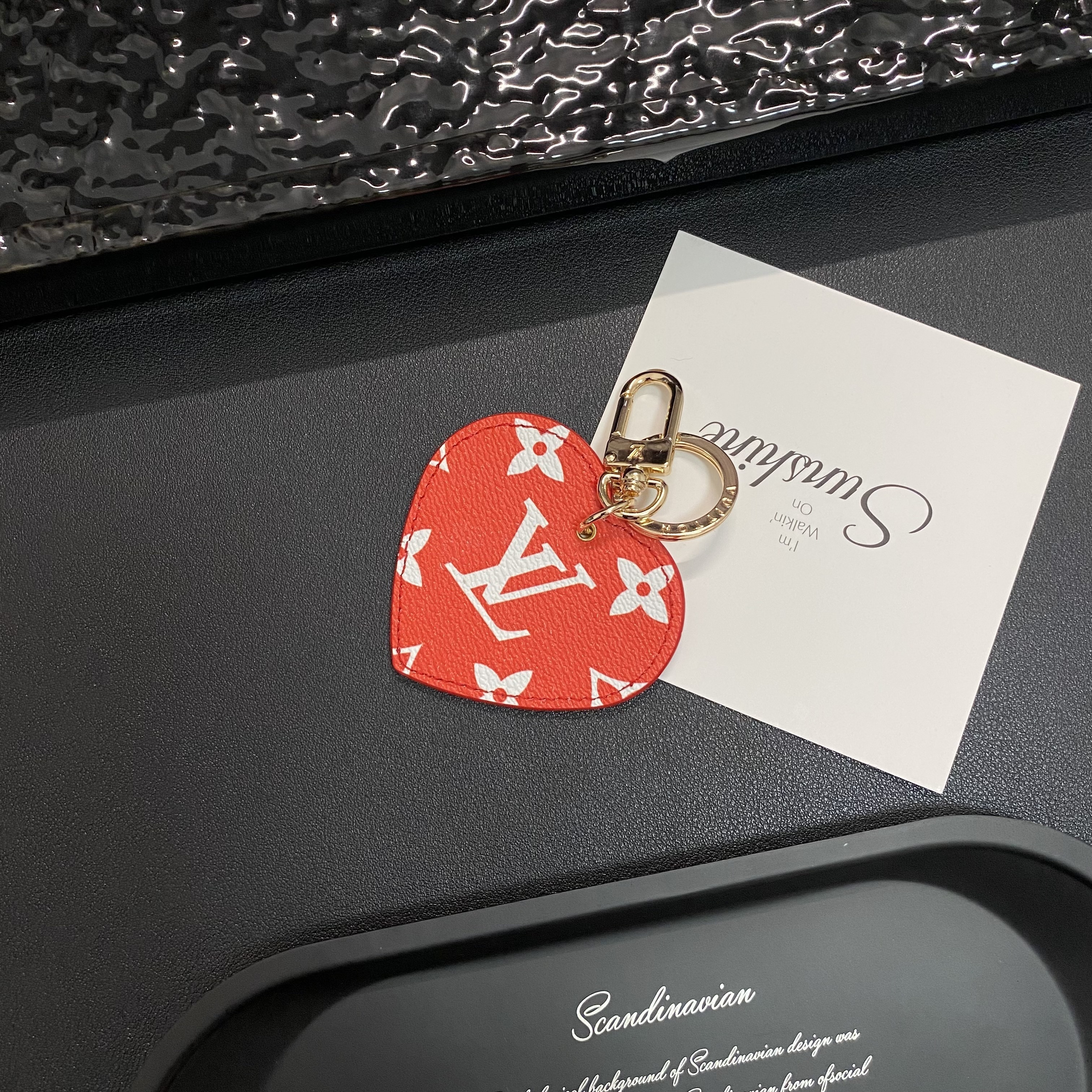 Louis Vuitton, Gucci Heart Keychain