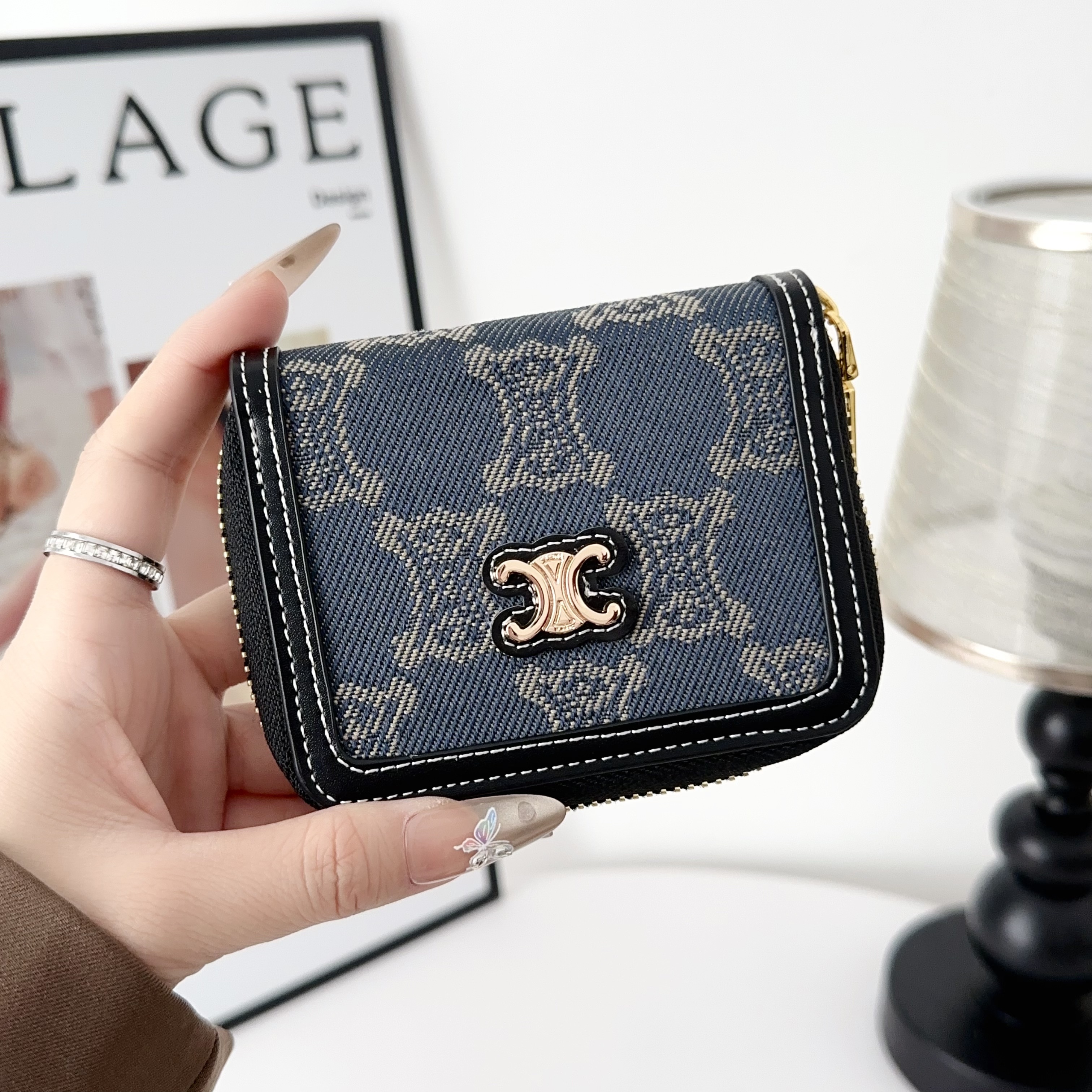 Fashionable Coin Purse with Zipper