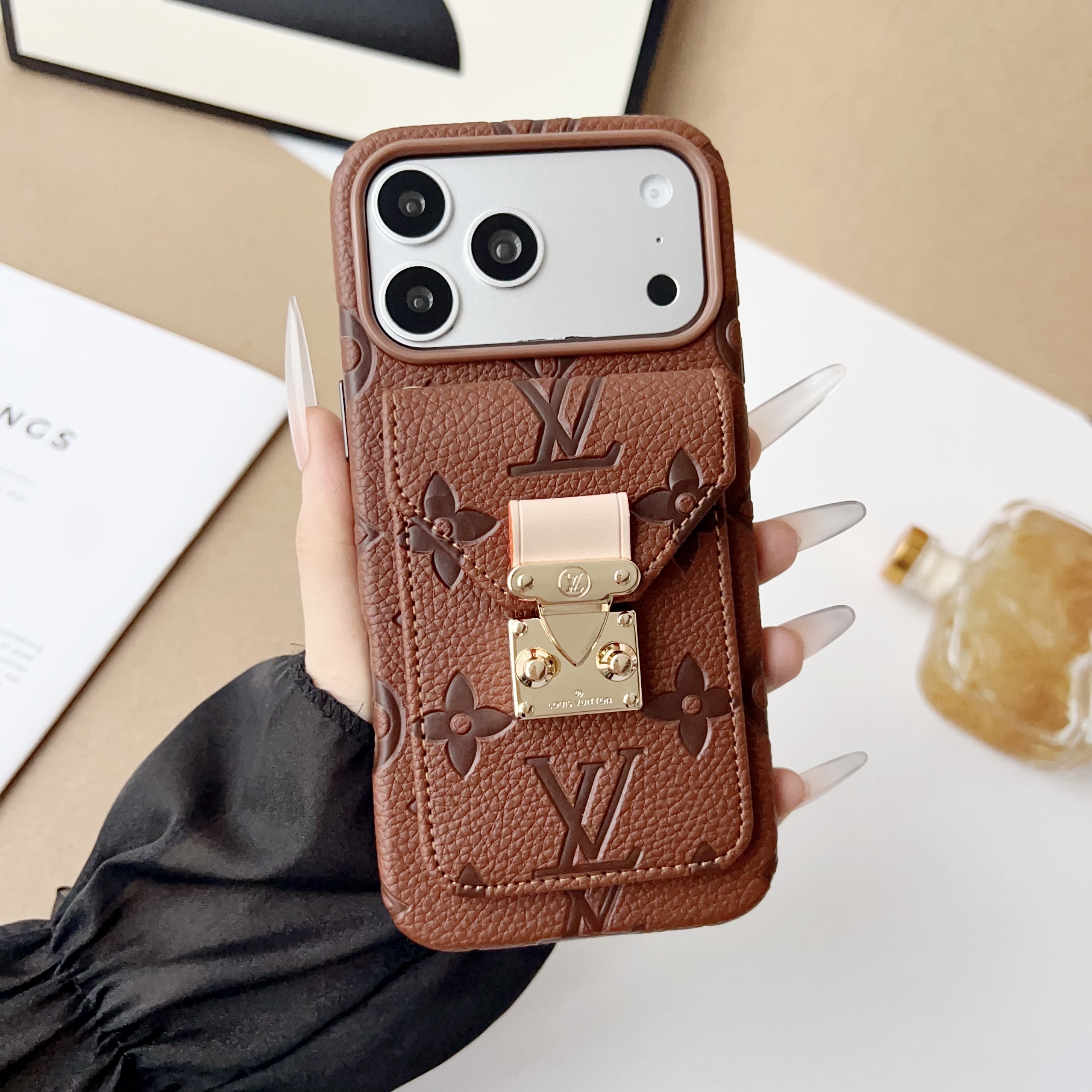 Gucci Leather iPhone Wallet Case With Crossbody Strap/Without Crossbody Strap