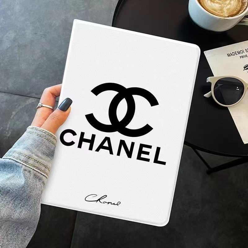 Leather Classic CC iPad Case