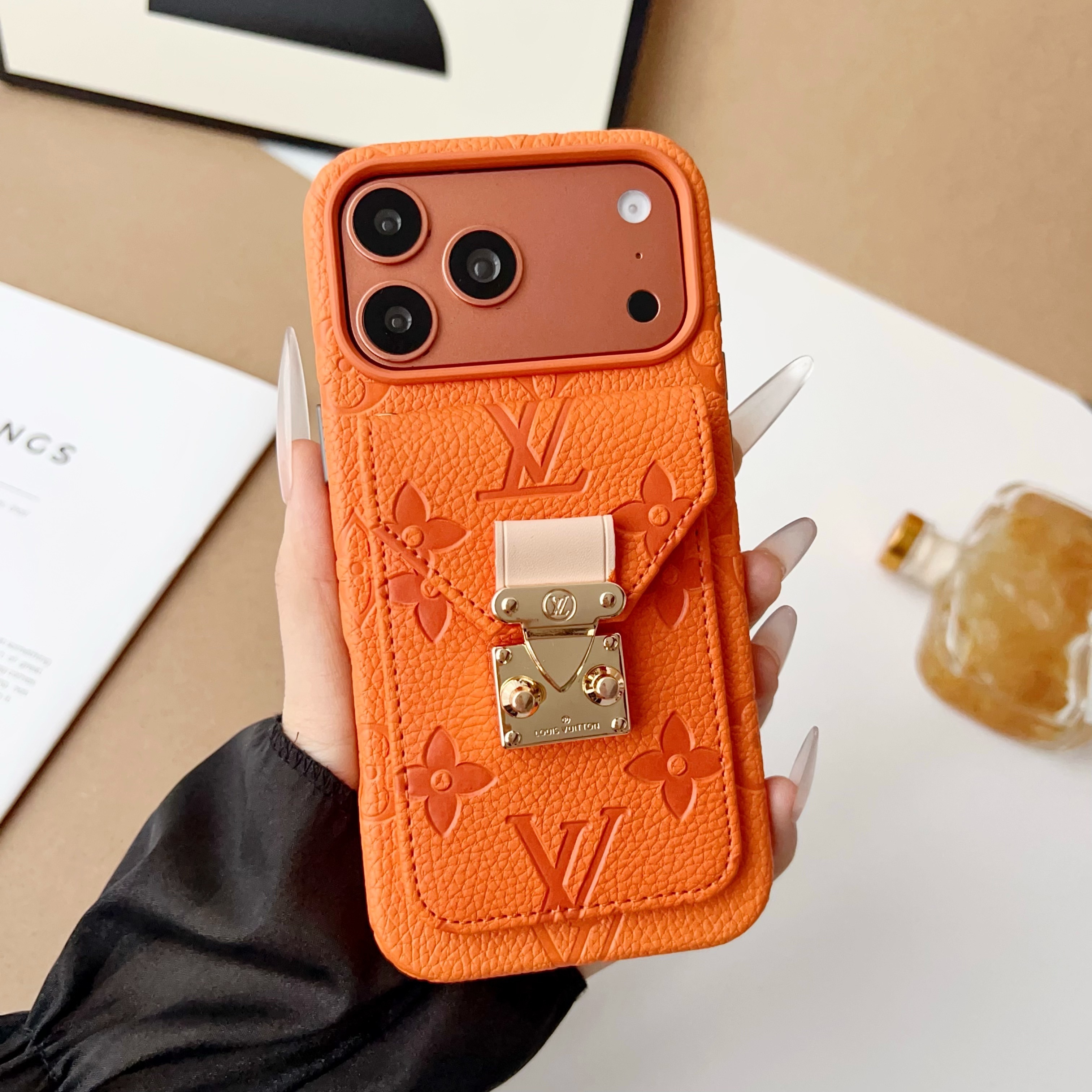 Gucci Leather iPhone Wallet Case With Crossbody Strap/Without Crossbody Strap