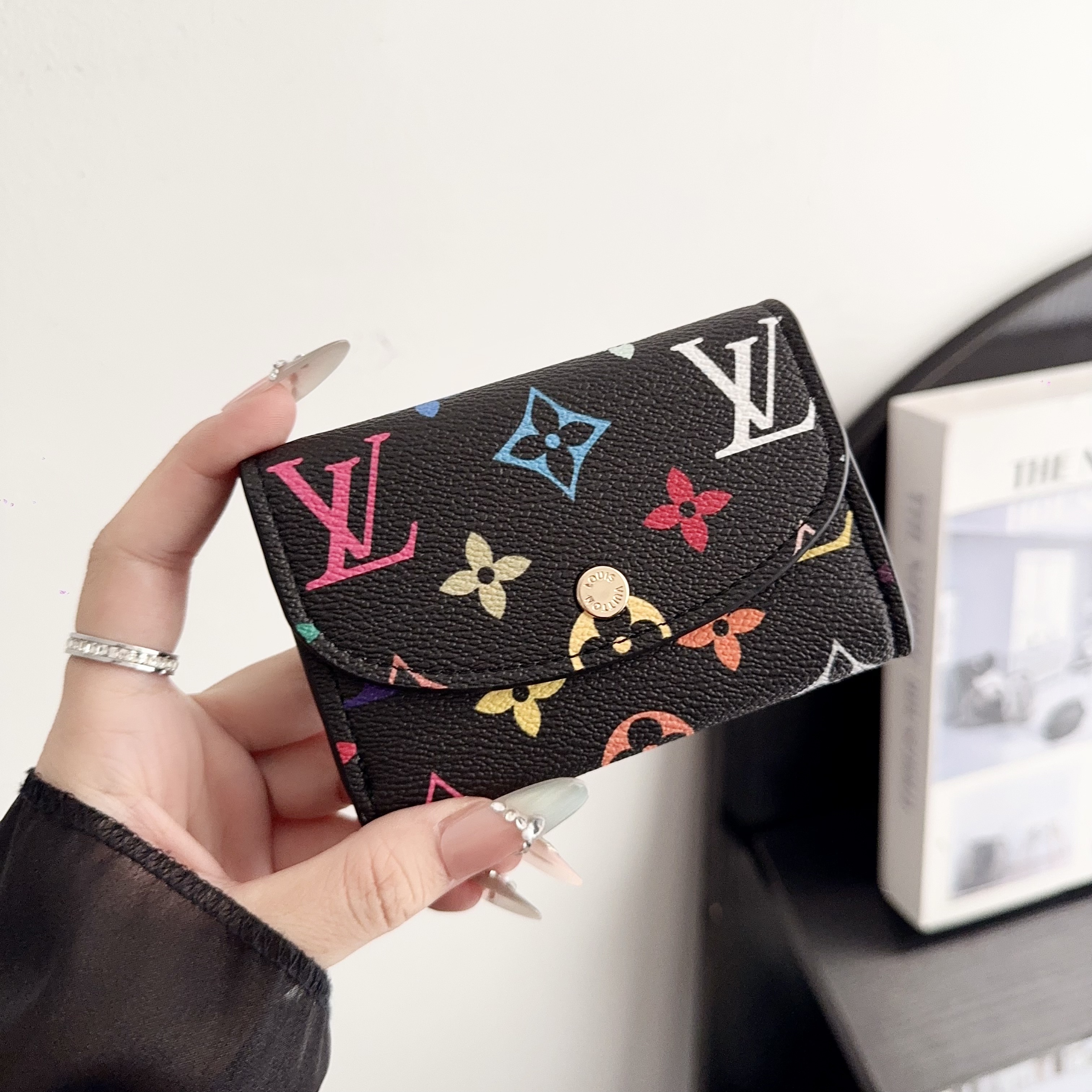 Louis Vuitton Luxury Leather Coin Purse
