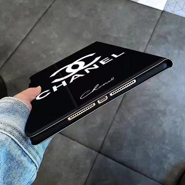 Leather Classic CC iPad Case