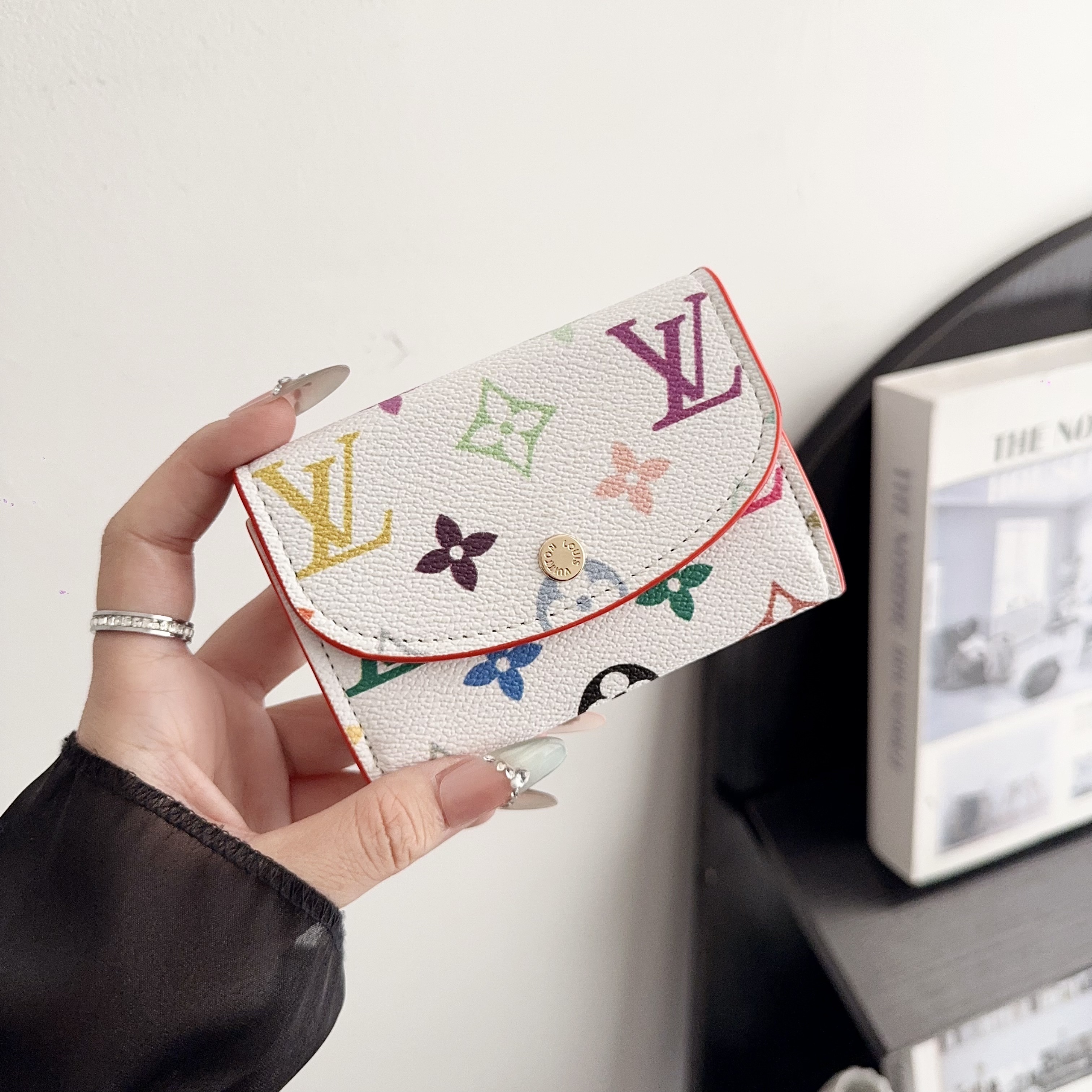 Louis Vuitton Luxury Leather Coin Purse