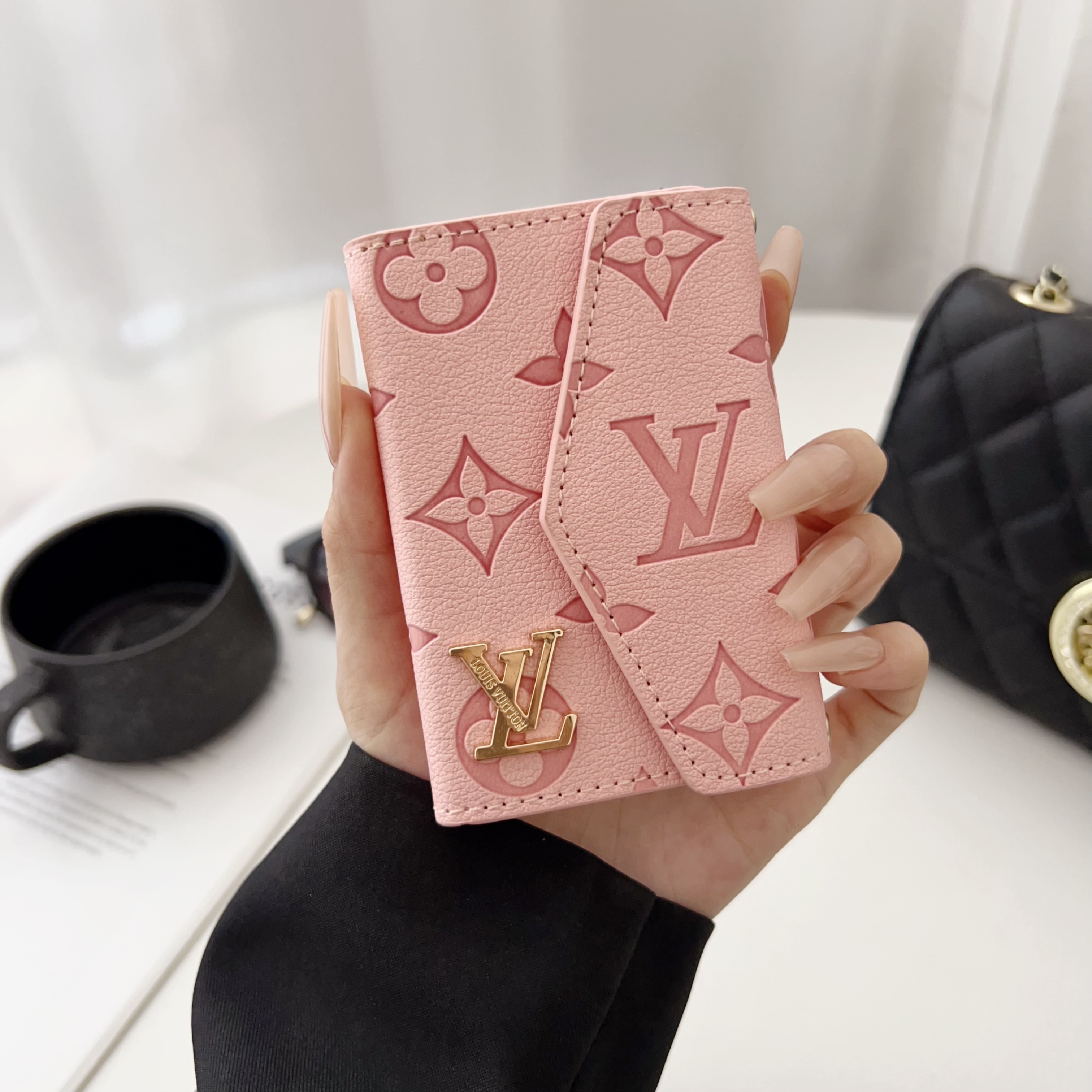 Louis Vuitton Gucci Luxury Leather Wallet Card Holder & Coin Purse With Snap Closure