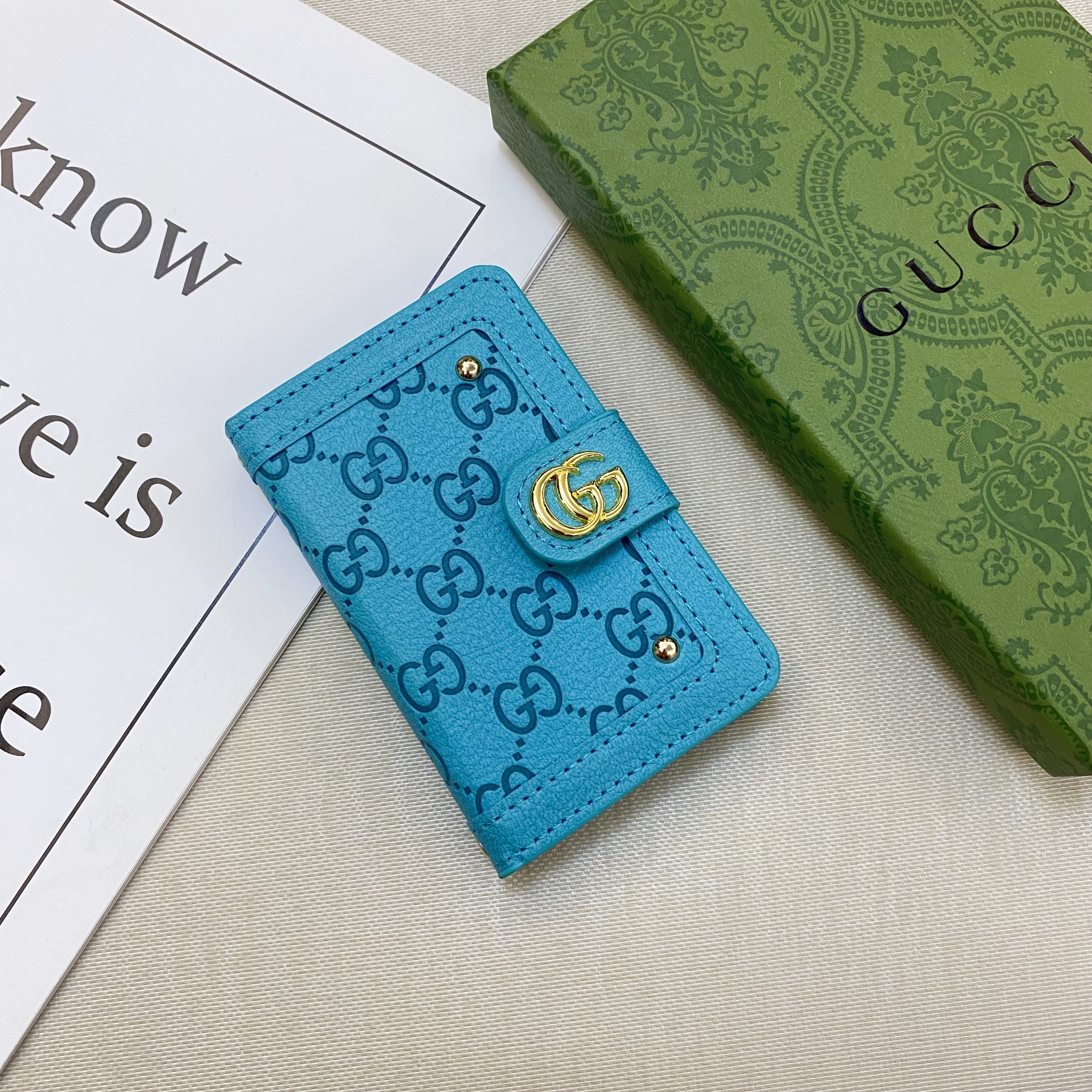 Luxury Leather Wallet Card Holder & Coin Purse With Snap Closure