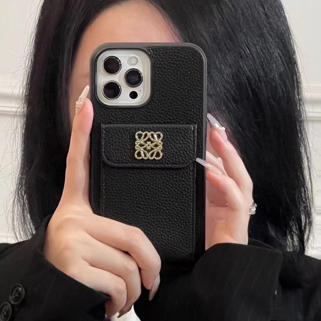 Retro Leather LE iPhone Wallet Case