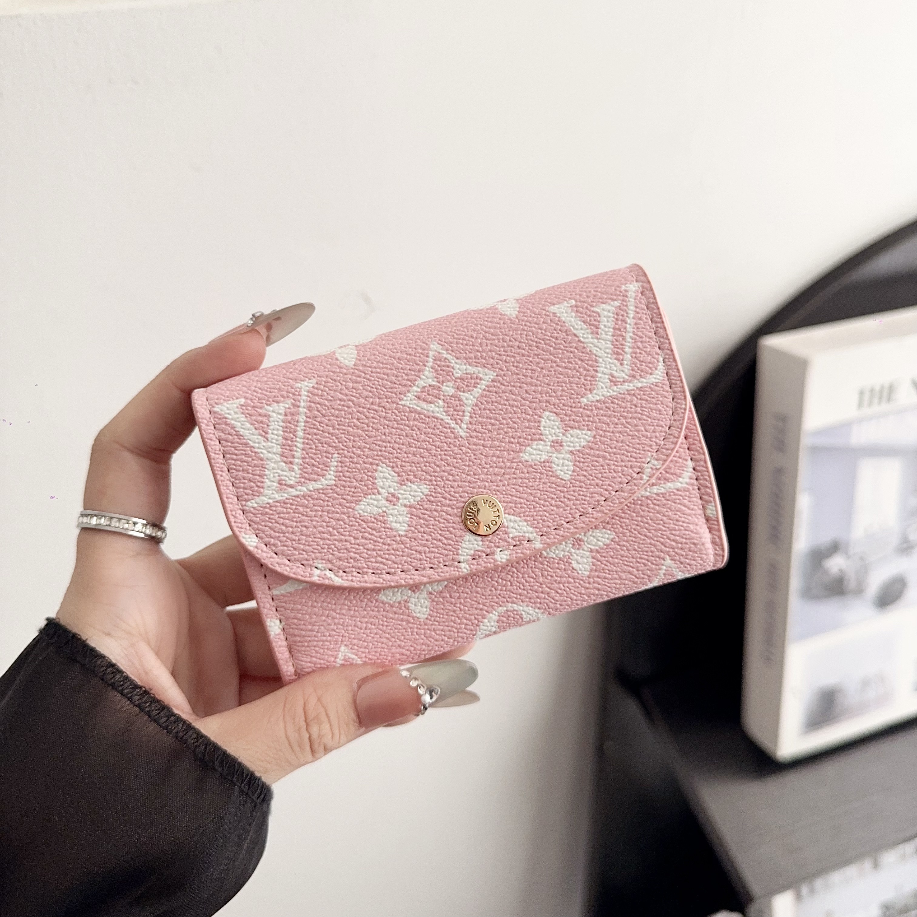 Louis Vuitton Luxury Leather Coin Purse