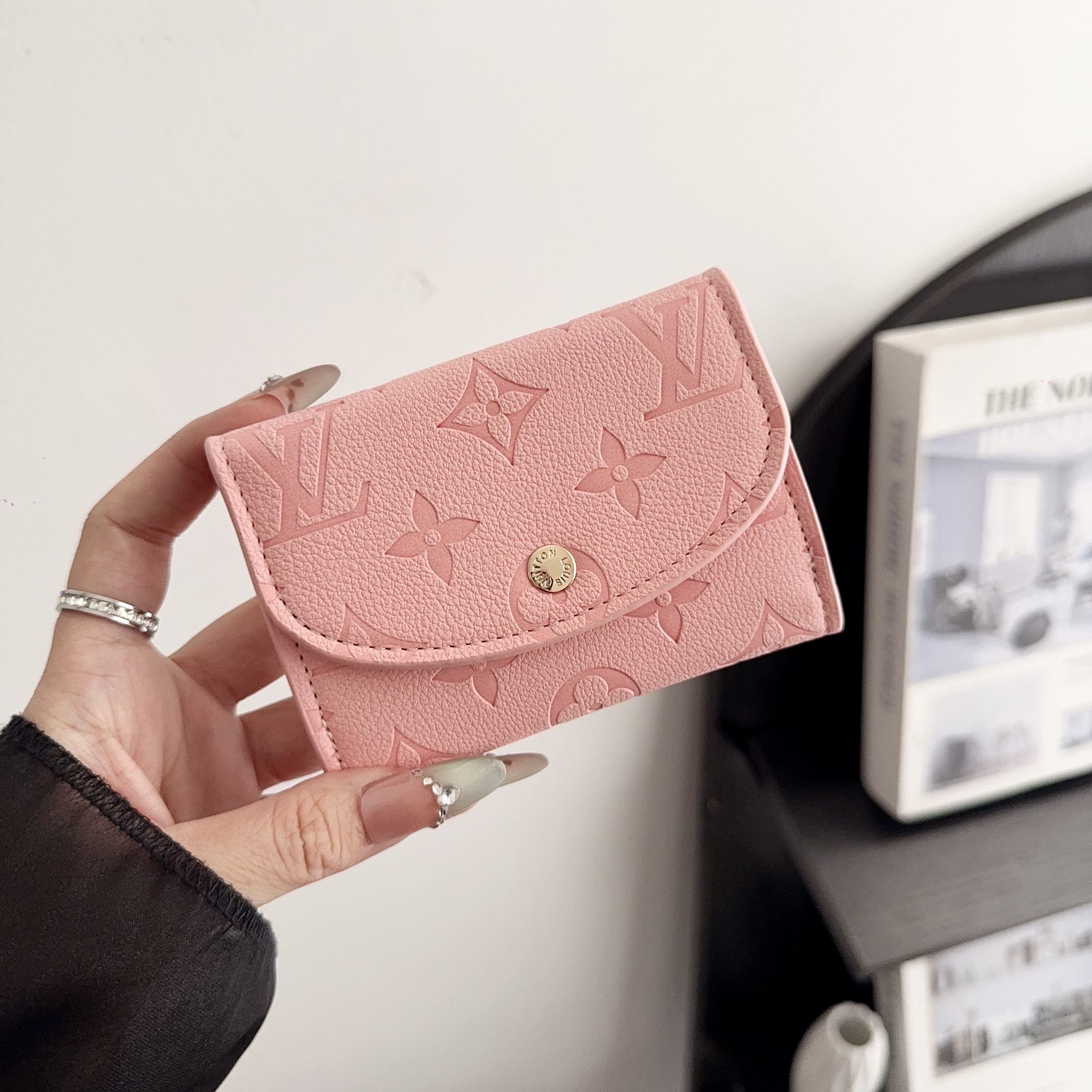 Louis Vuitton Luxury Leather Coin Purse