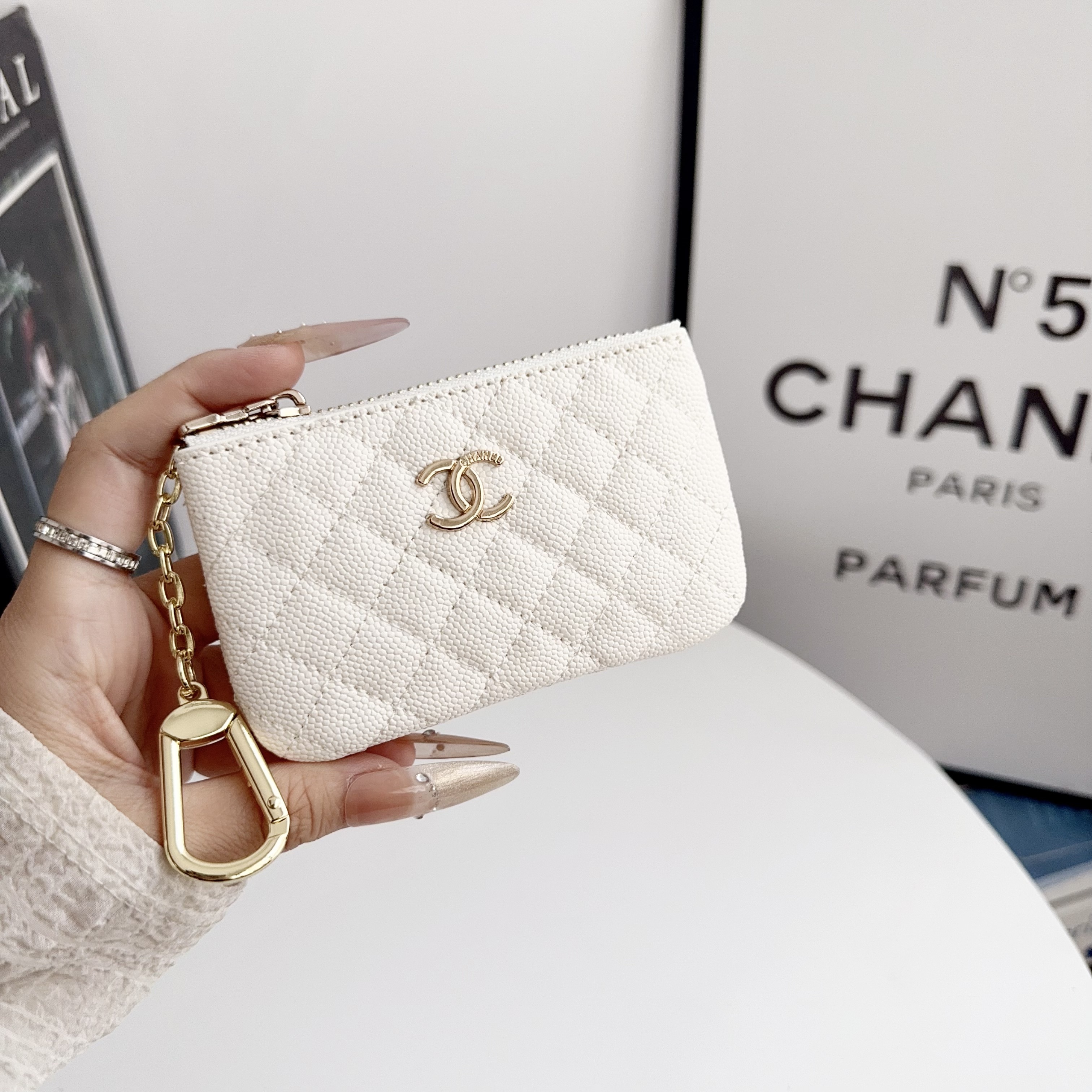 Chanel Luxury Leather Zipper Coin Purse