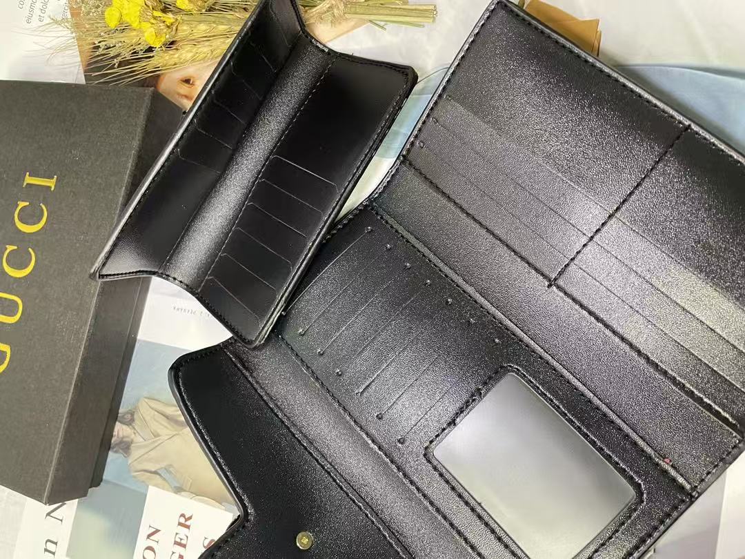 luxurious Leather Flap Wallet