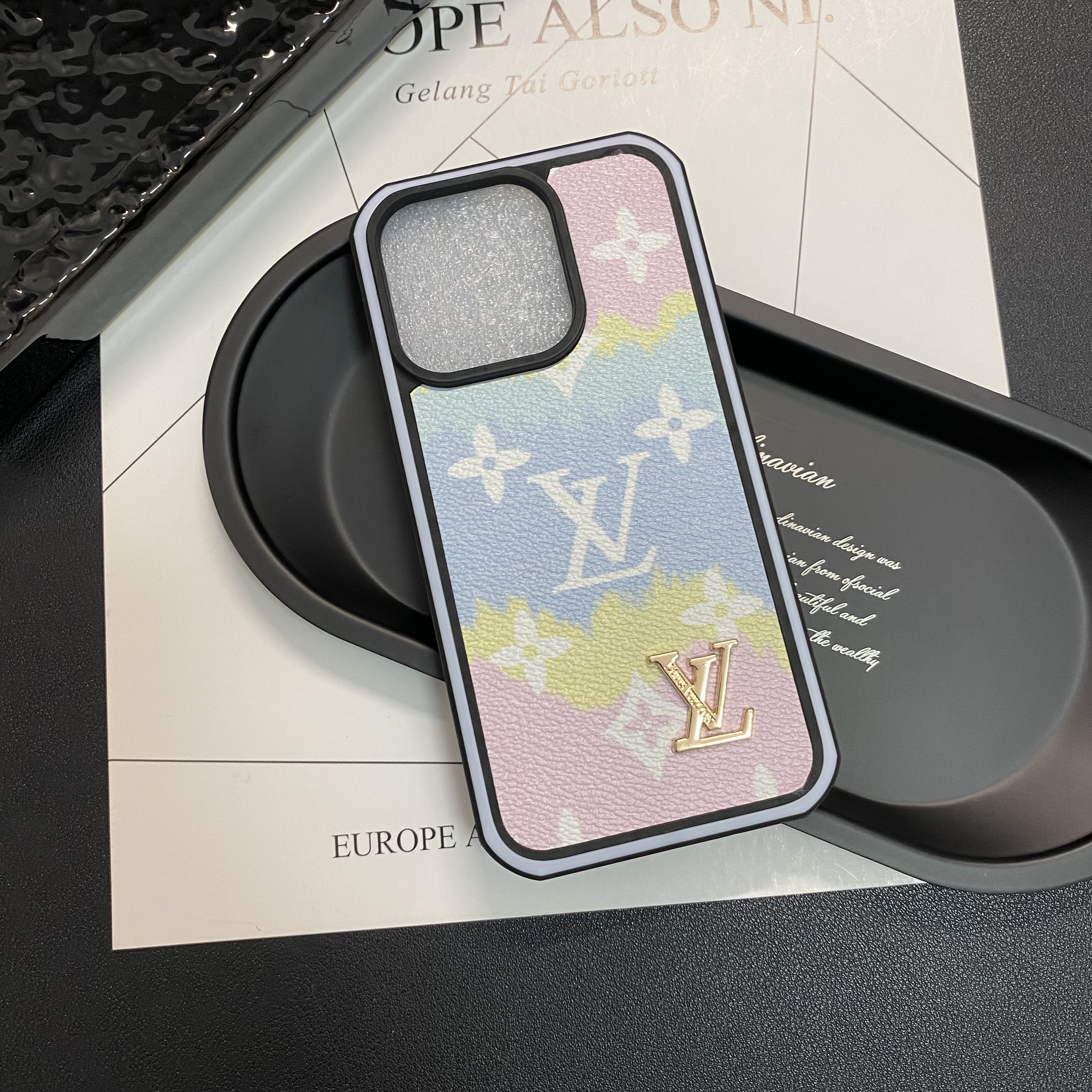 Louis Vuitton Monogram Leather iPhone Case-BELKCASE