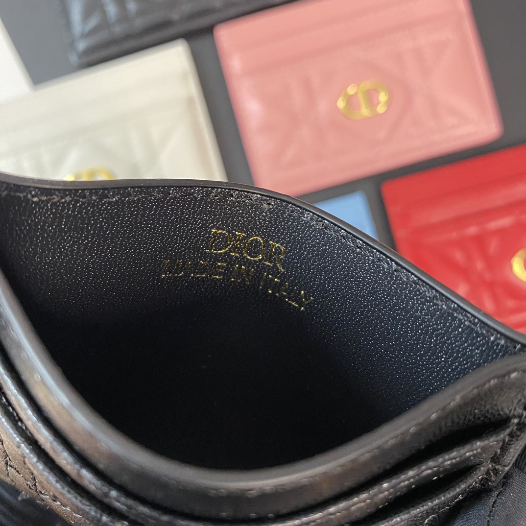 Classic Luxury Leather Wallet Card Holder