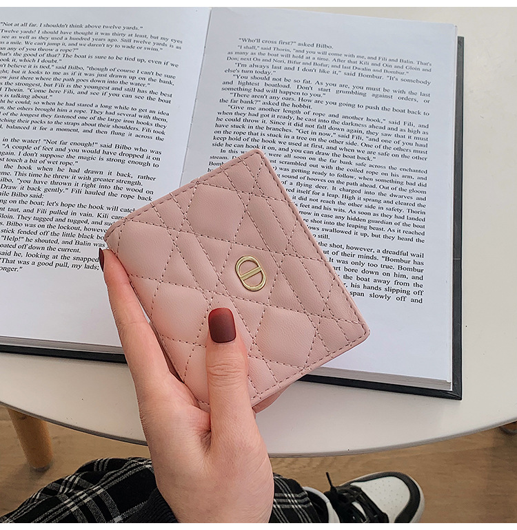 luxurious Leather Flap Short Wallet