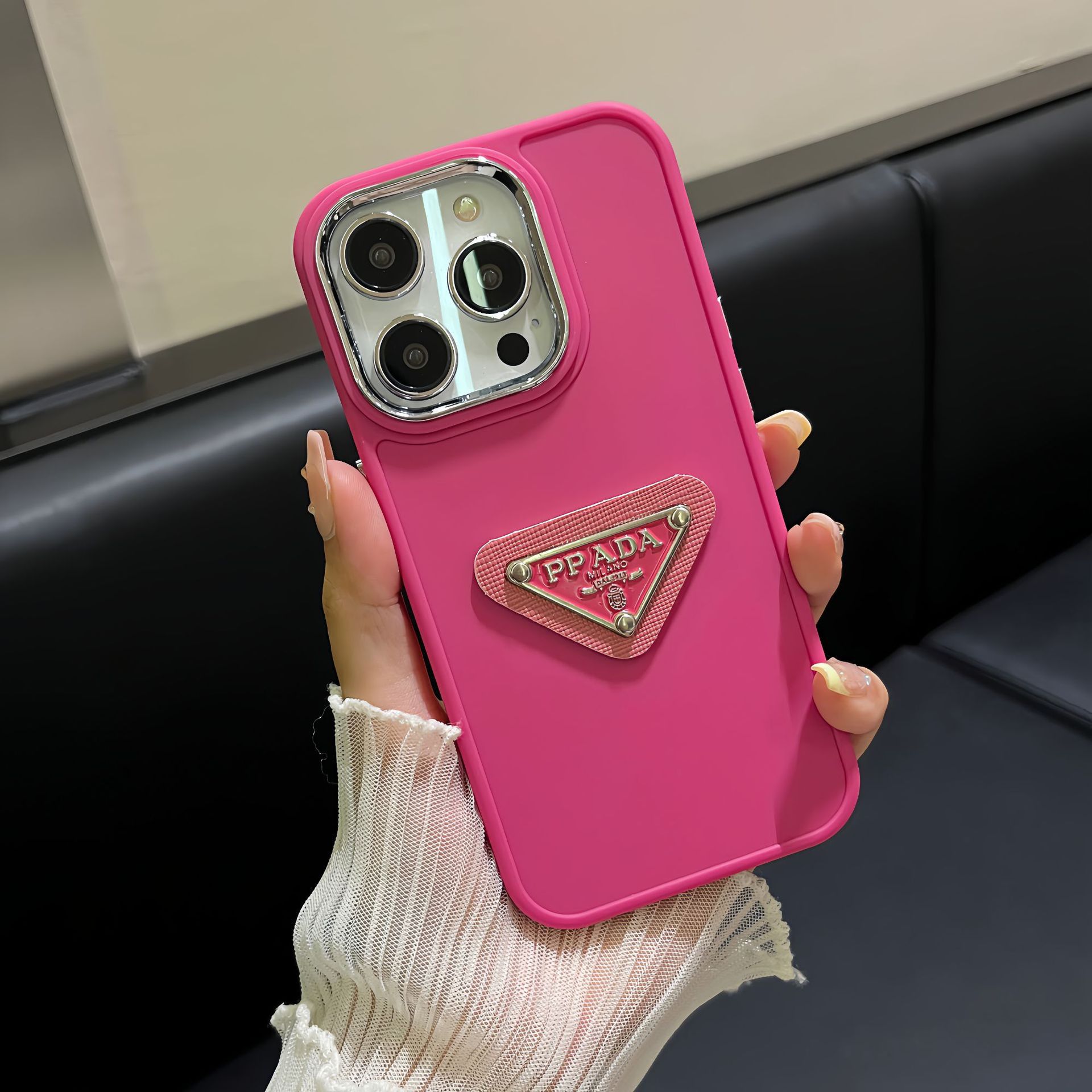 Simple Metal Triangle Label PR iPhone Case