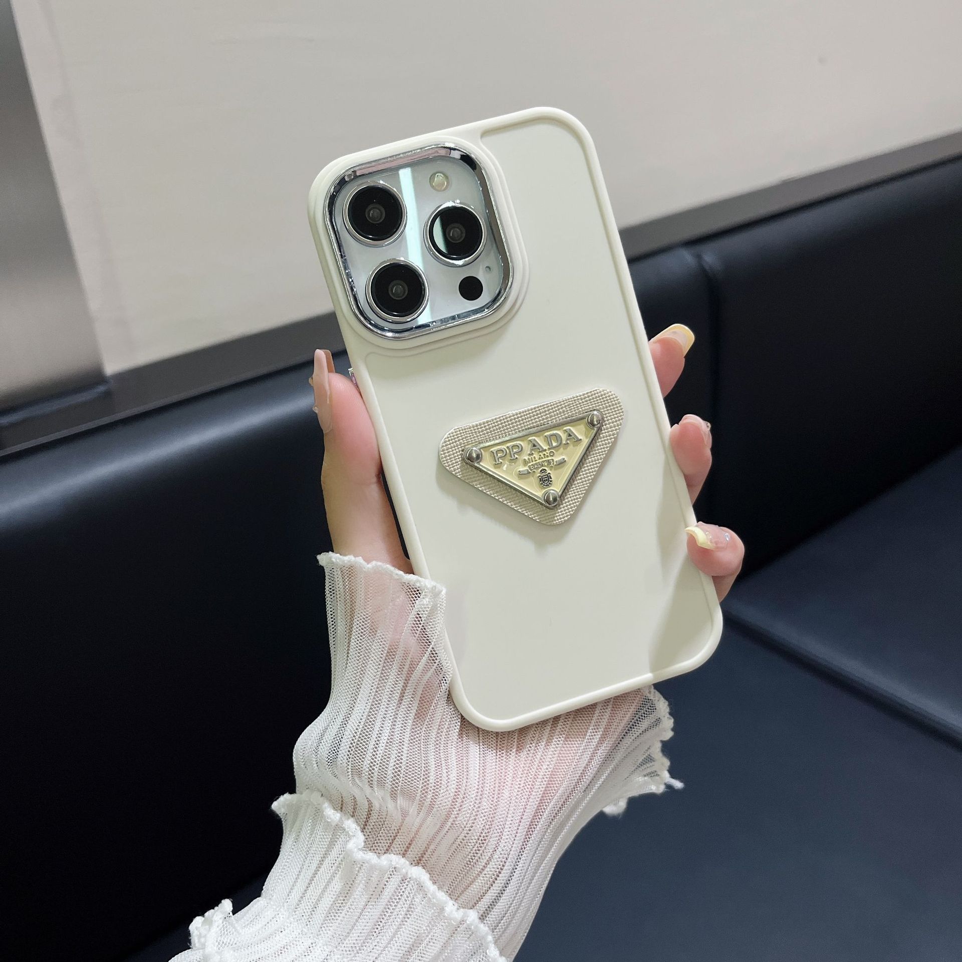 Simple Metal Triangle Label PR iPhone Case