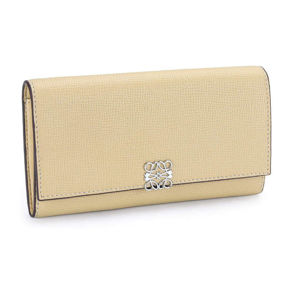 luxurious Leather Flap Wallet
