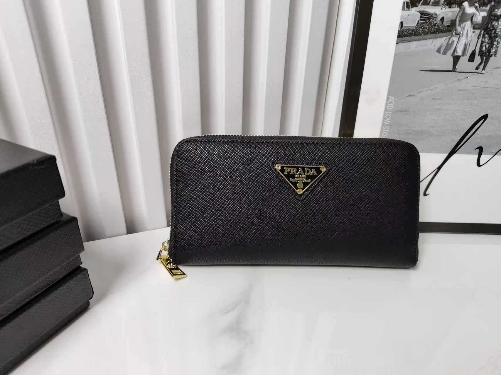 Luxury leather Wallet