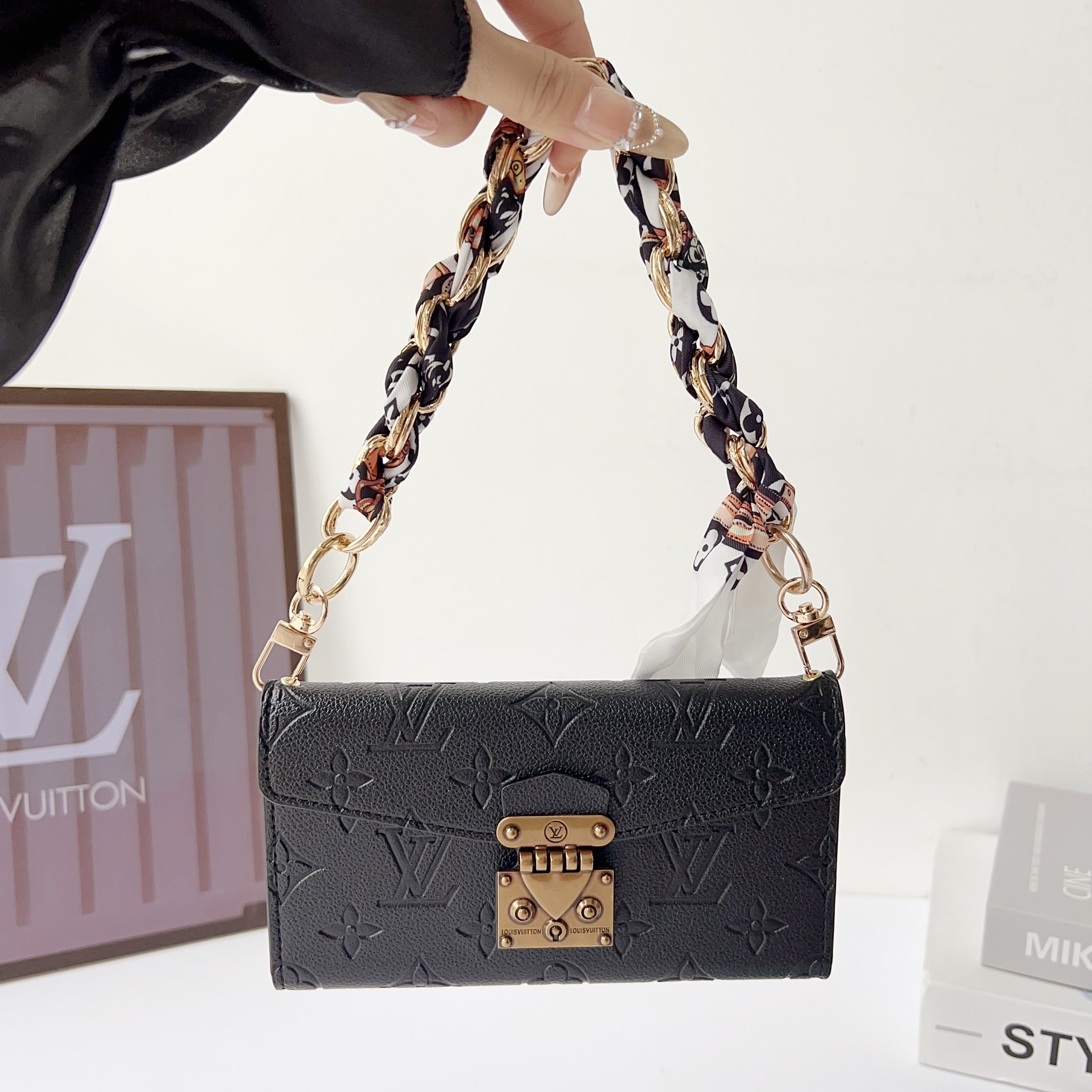 Louis Vuitton Monogram iPhone Wallet Case Magnetic Flip Cover With Weave the hand strap