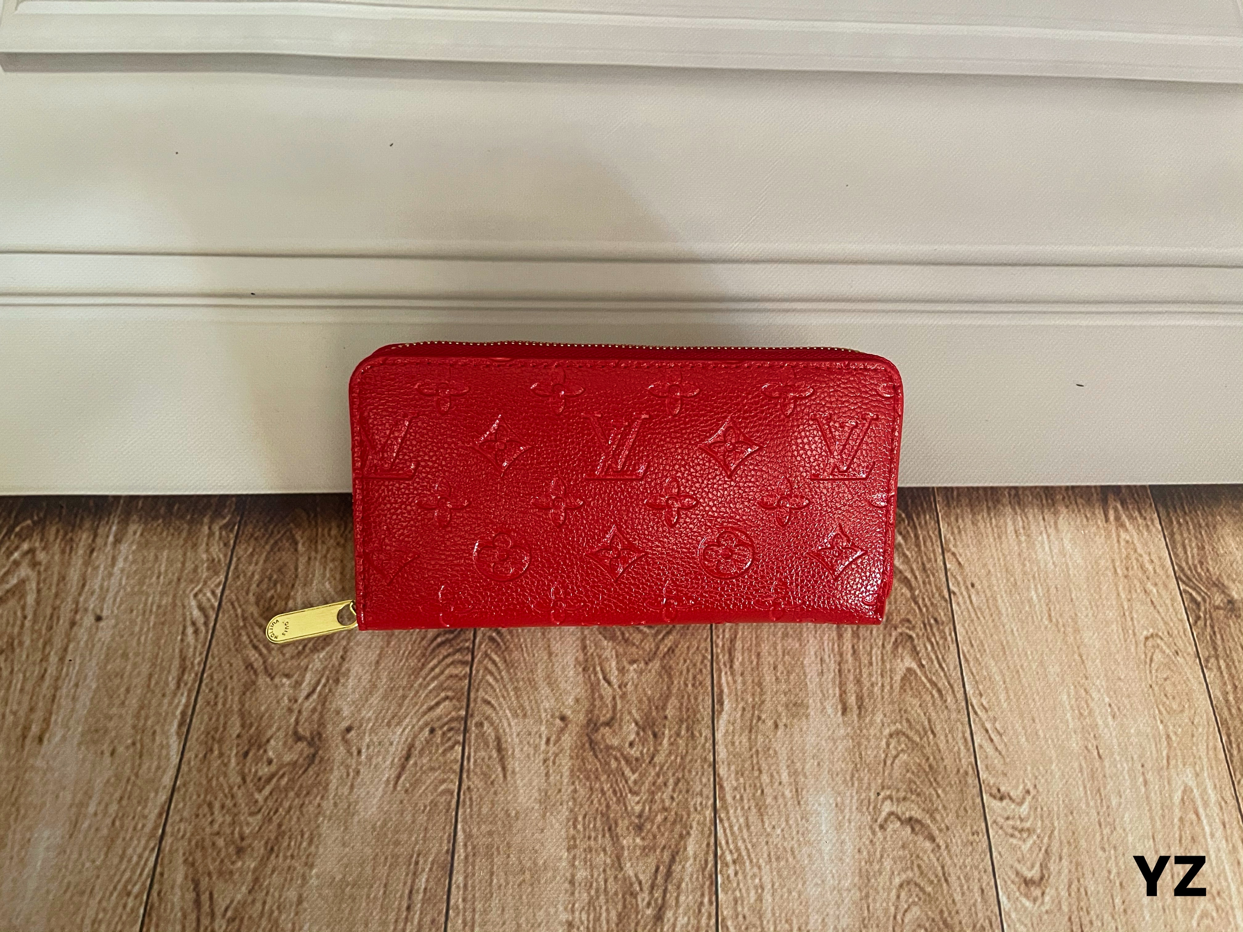 luxurious Leather Zipper Long Wallet