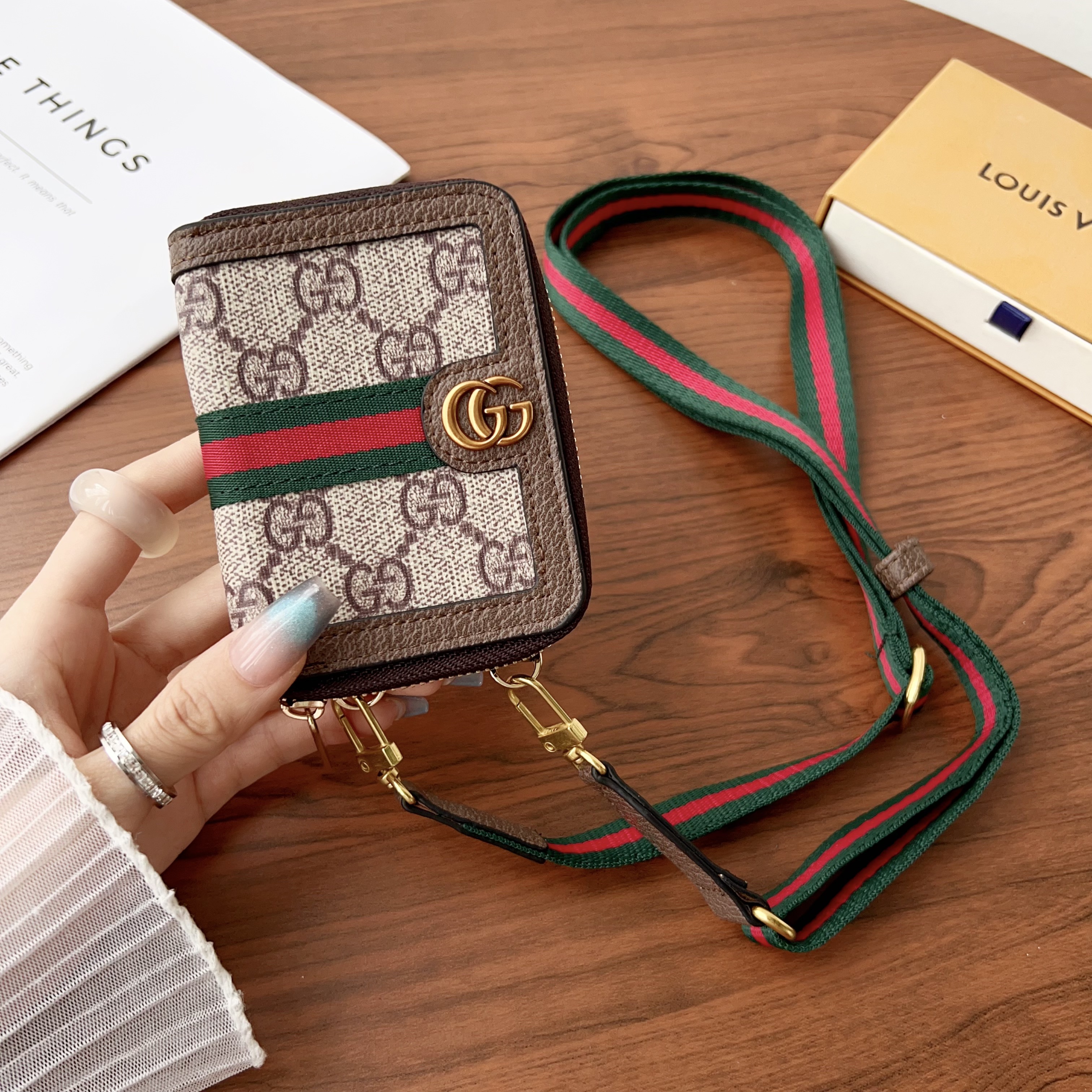 Luxury Leather  Zipper Wallet Card Holder & Coin Purse With  Crossbody Strap