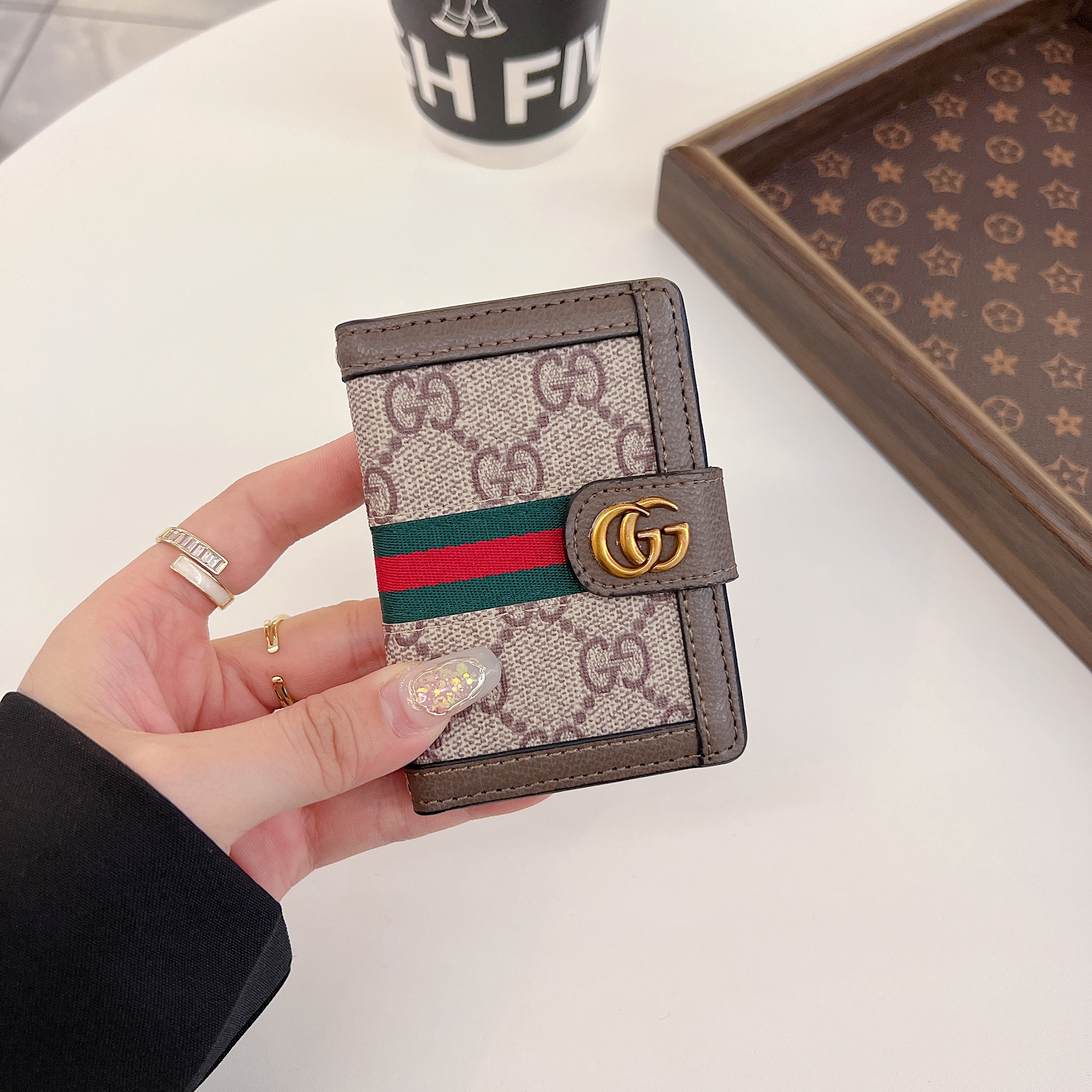 Luxury Leather Wallet Card Holder & Coin Purse With Snap Closure