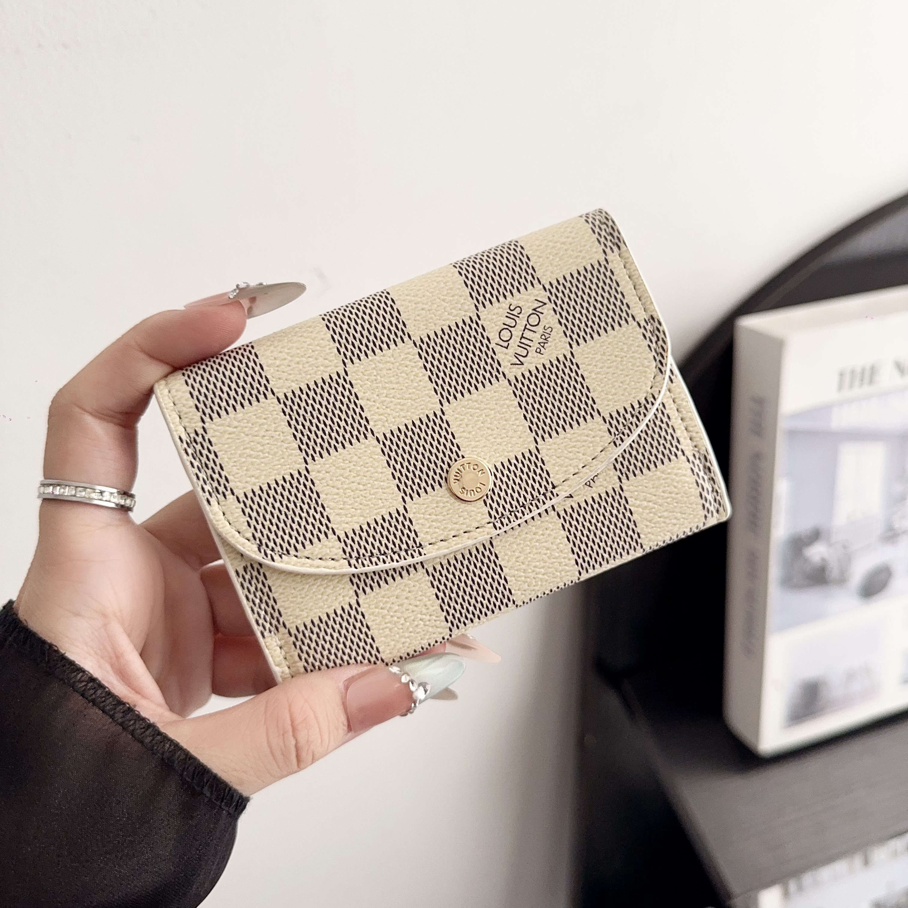 Louis Vuitton Luxury Leather Coin Purse