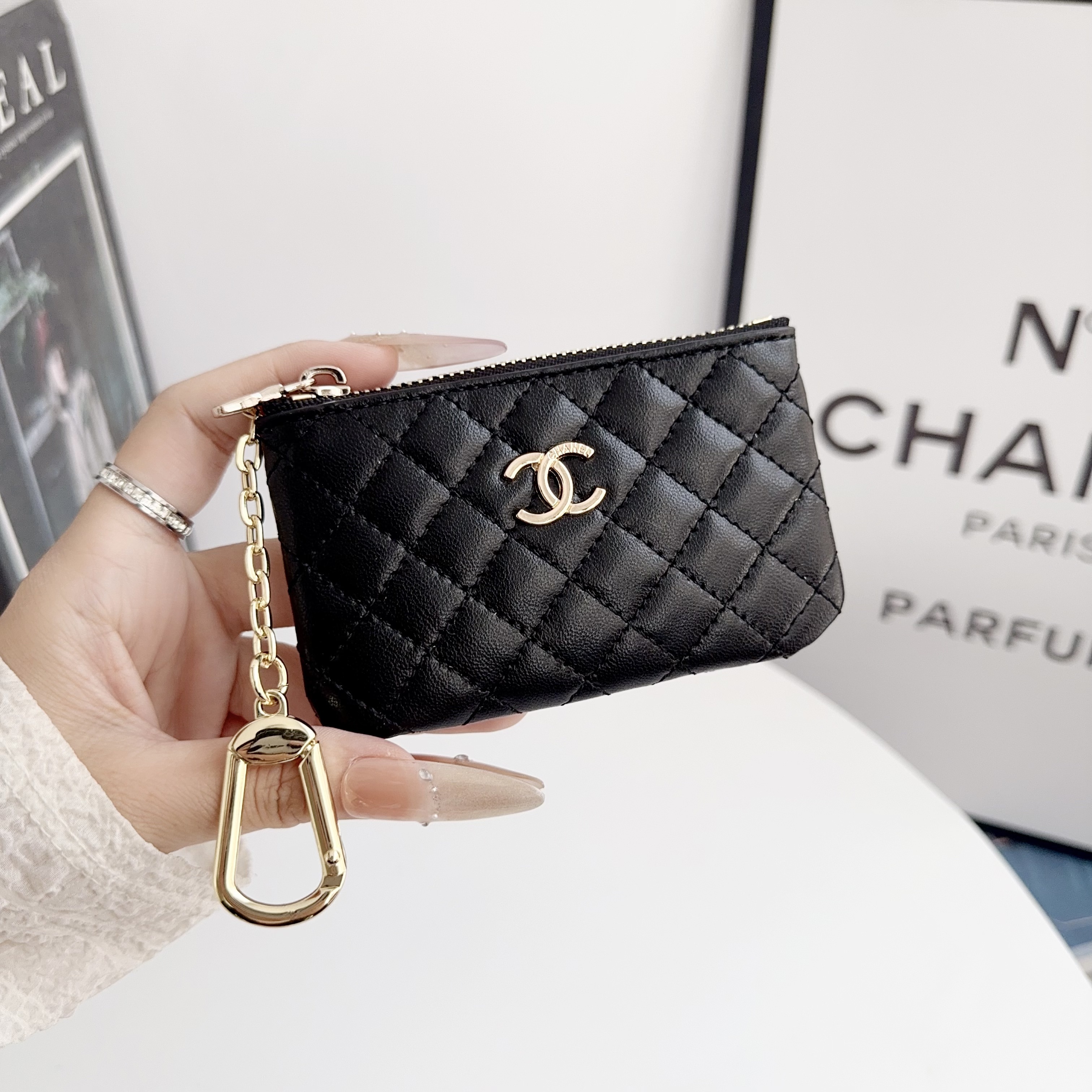 Chanel Luxury Leather Zipper Coin Purse