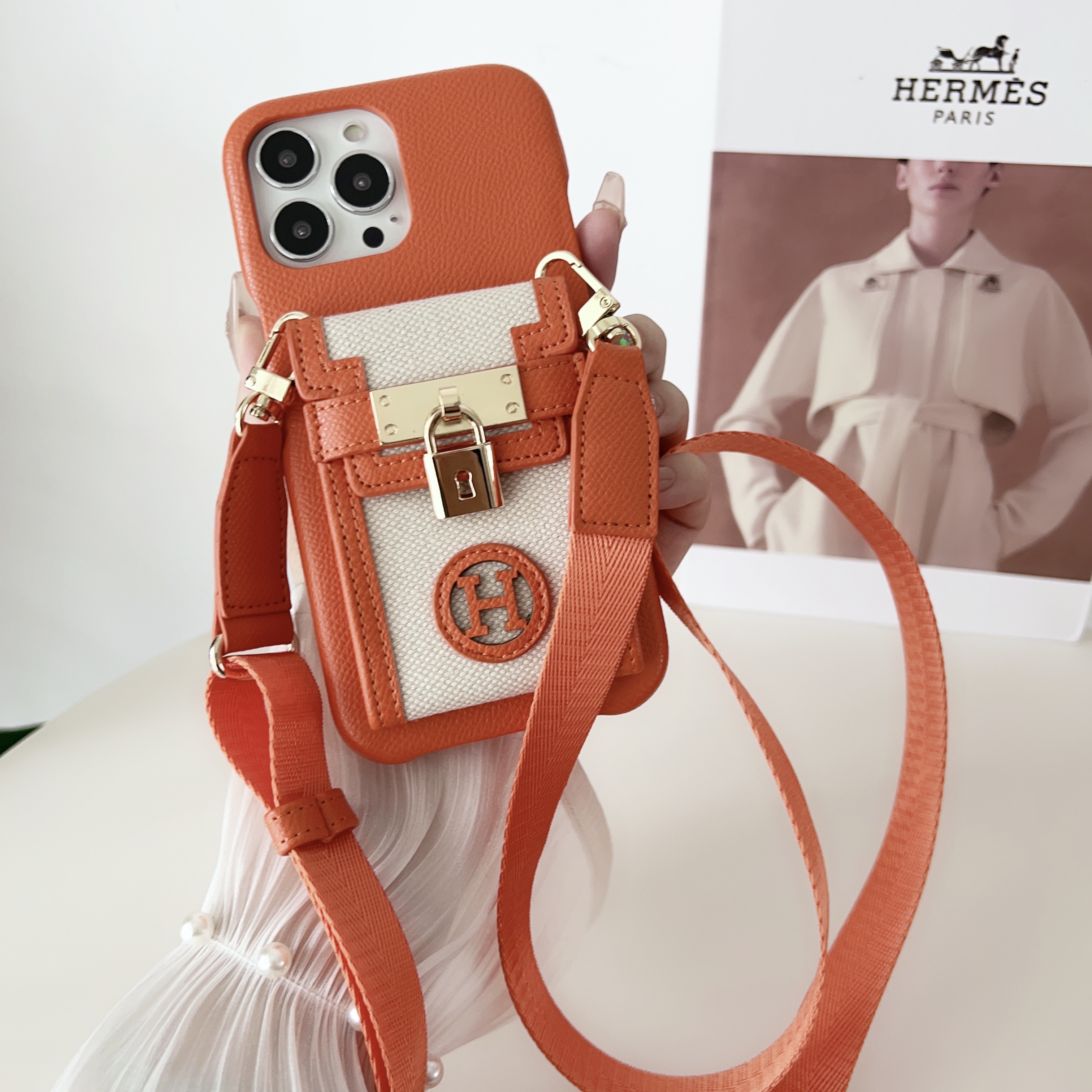 Hermès Classic Leather iPhone Wallet Case With Crossbody Strap
