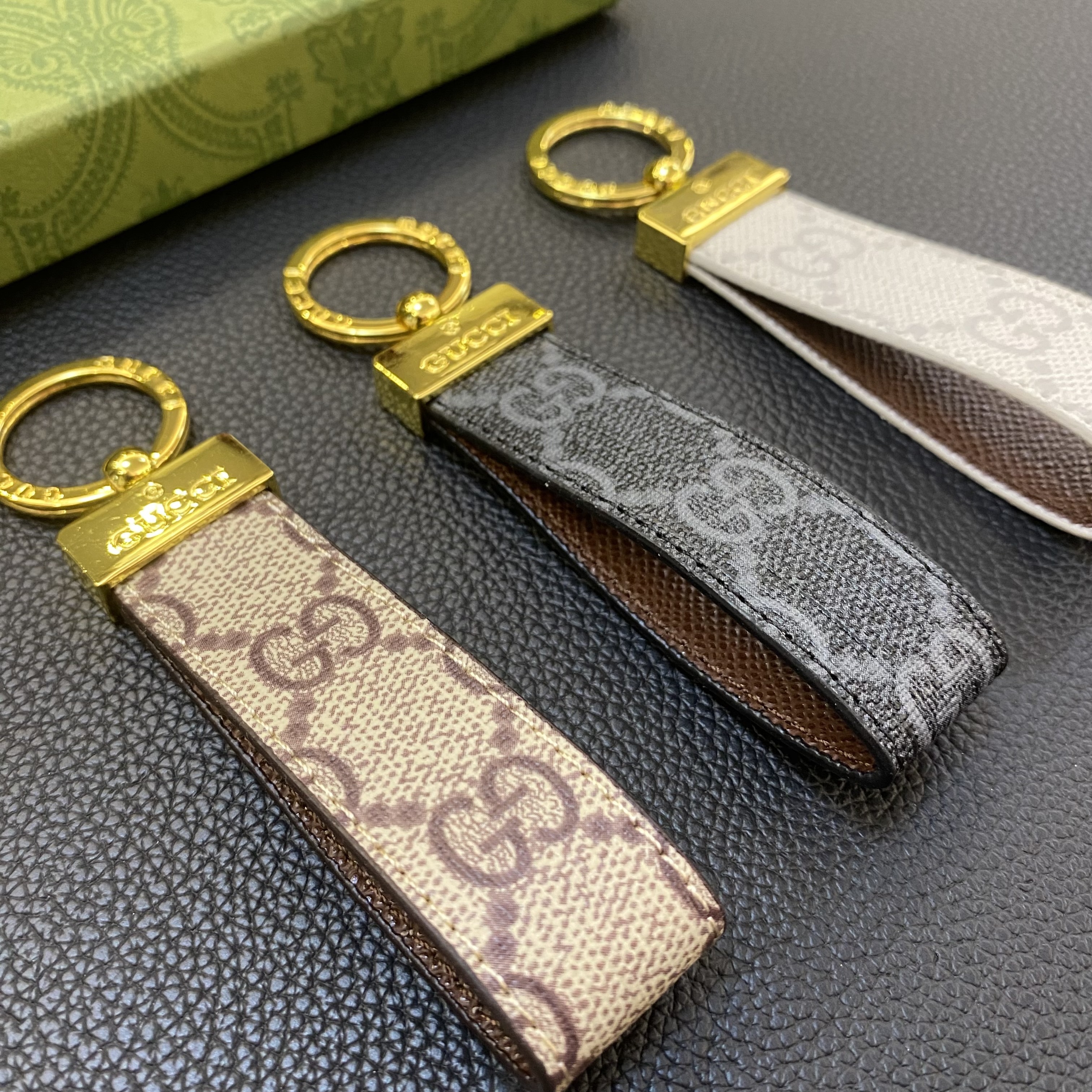 Gucci Luxury Leather Convenient Keychain