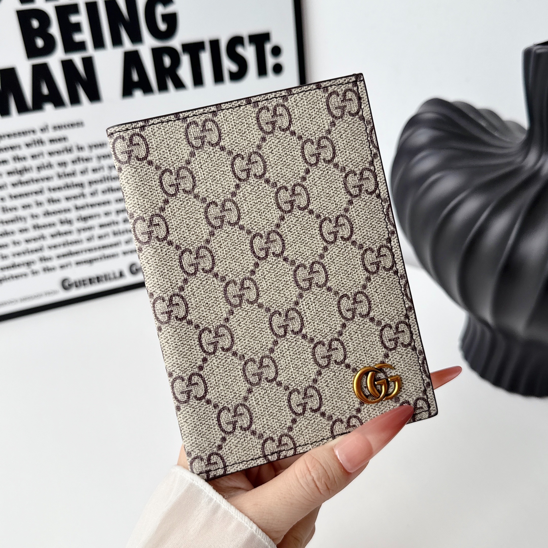 Gucci Luxury Leather Wallet Card Holder/Passport holder