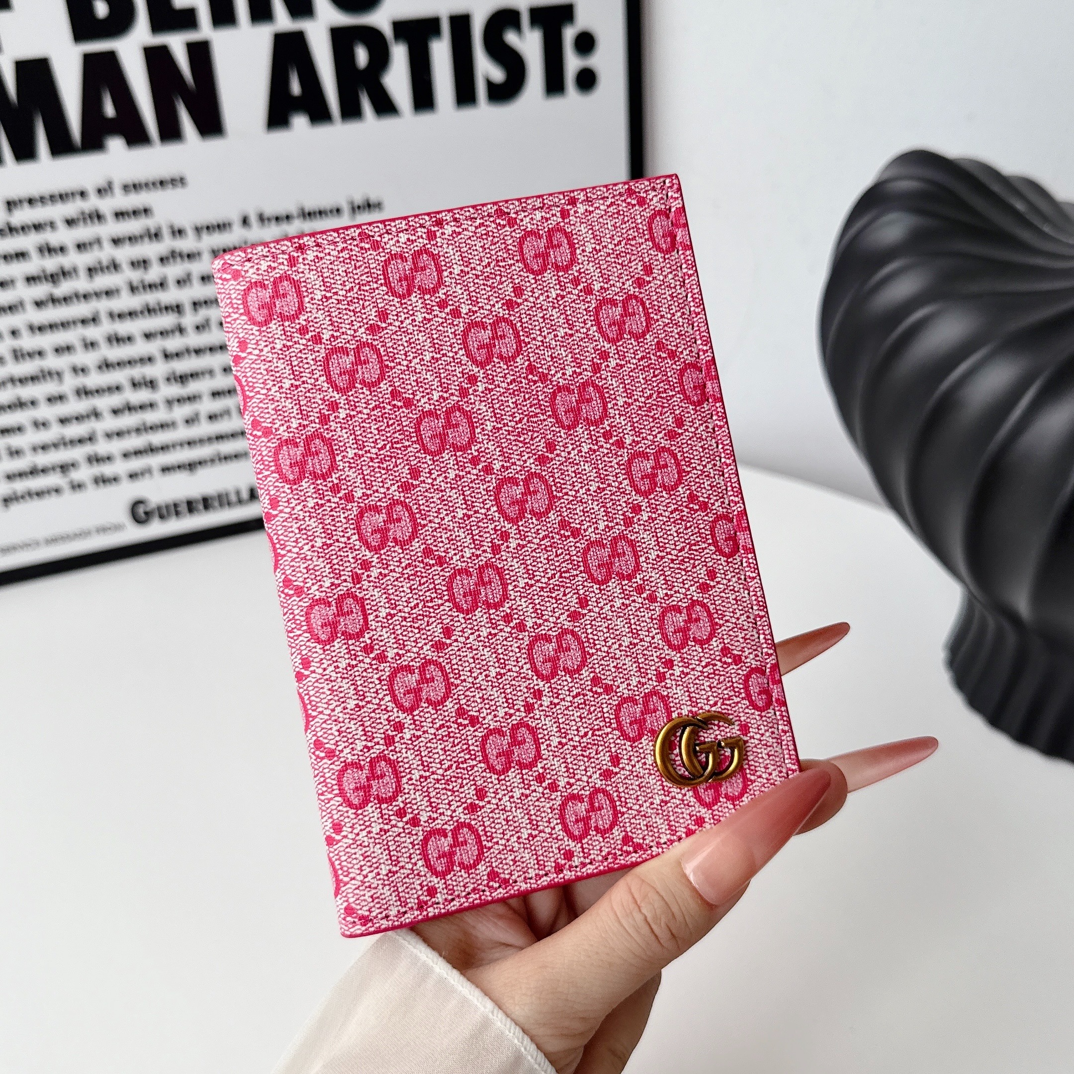 Gucci Luxury Leather Wallet Card Holder/Passport holder