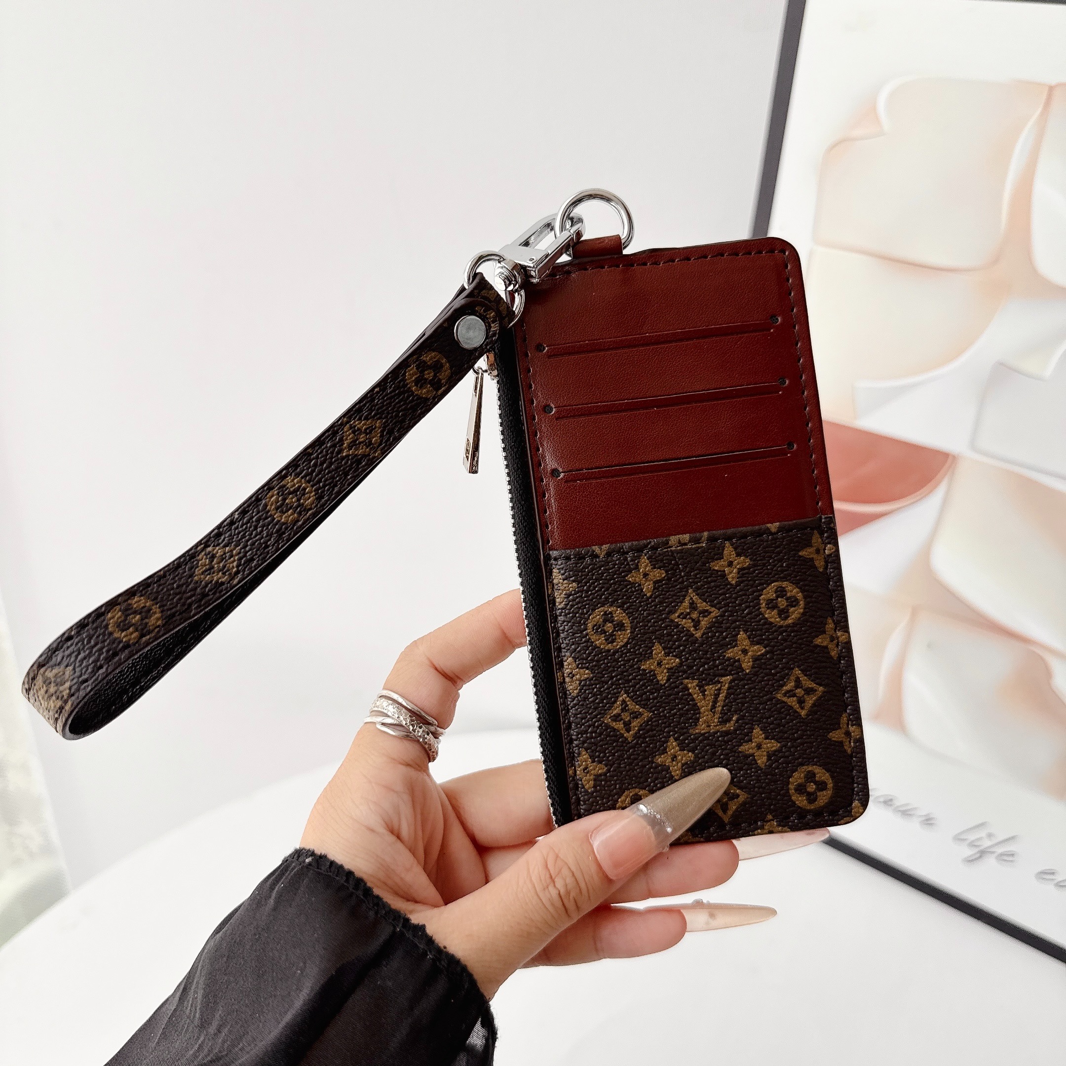 Louis Vuitton&Gucci Luxury Leather Zipper Wallet Card Holder & Coin Purse With Bracelet