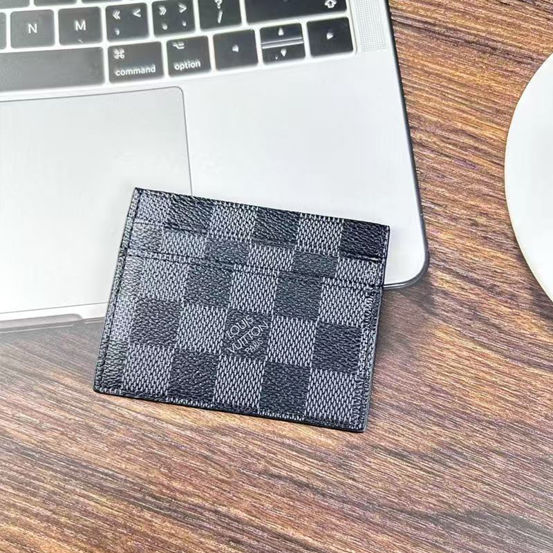 Classic Leather V Wallet Card Holder