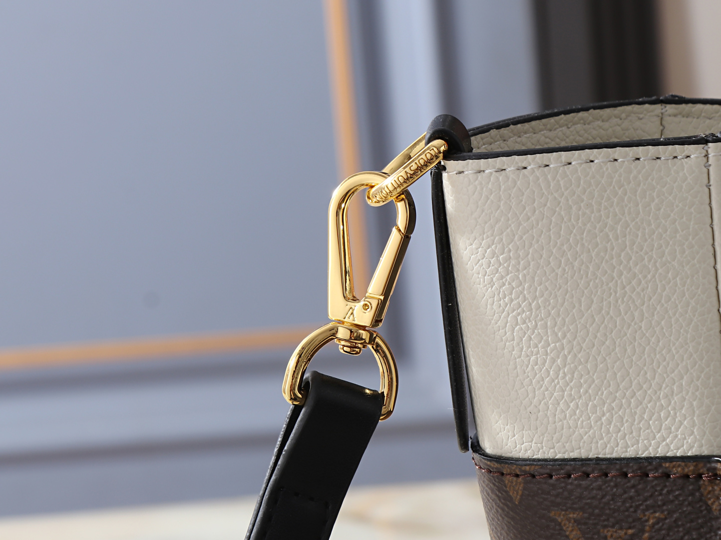 Louis Vuitton Mahina On My Side PM Summer Gold Leather Tote Bag