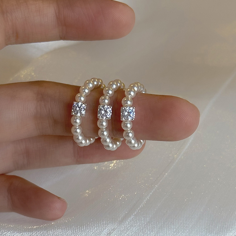 Handmade zircon pearl rings