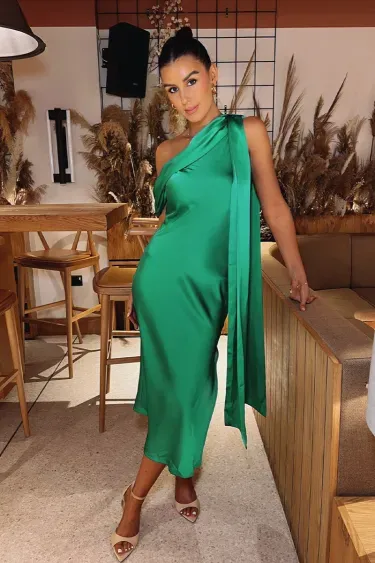 FWH-SKU-Upgrade your wardrobe with the FWH-SKU beautiful girl coat