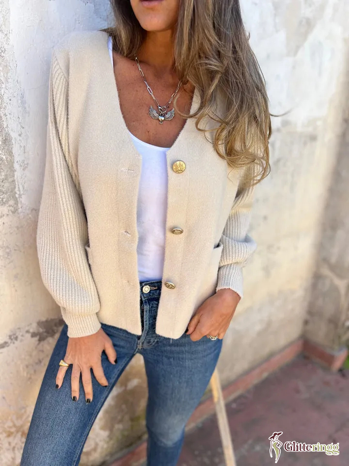 Cropped knitted sweater jacket with metallic buttons