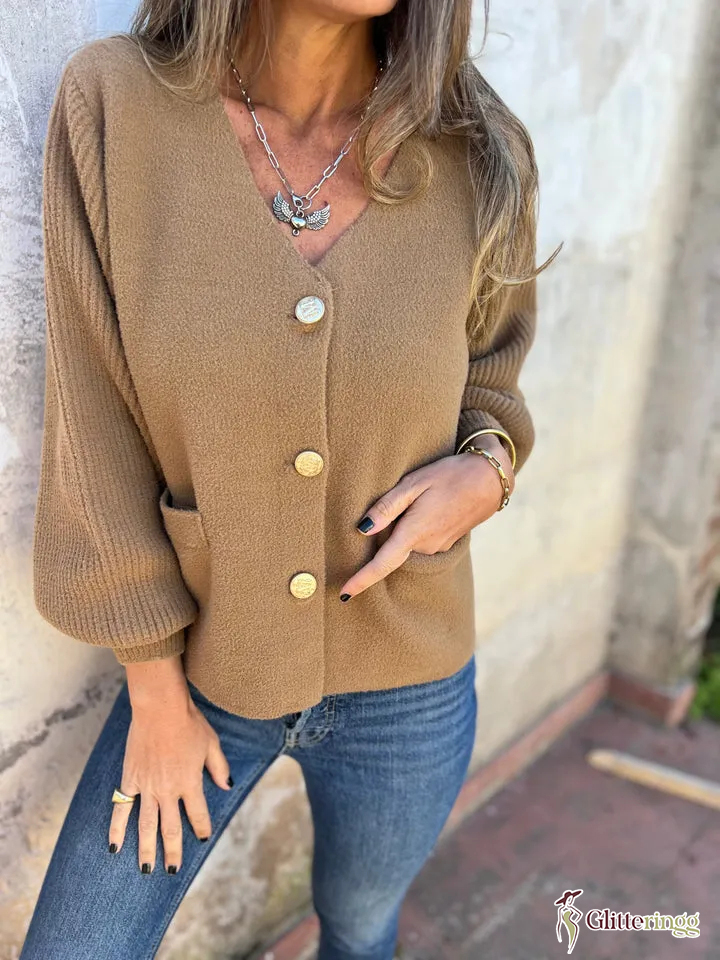 Cropped knitted sweater jacket with metallic buttons