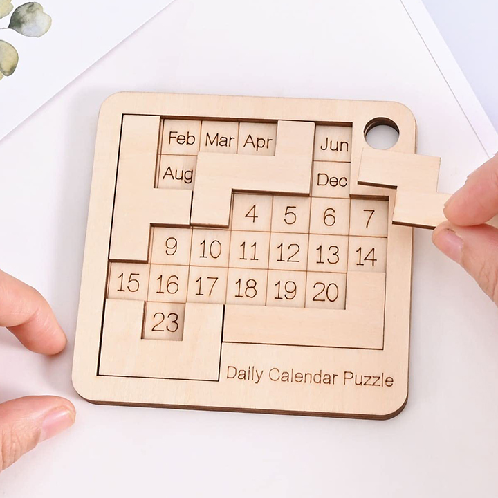 【A-Puzzle-A-Day】2025 Calendar Puzzle