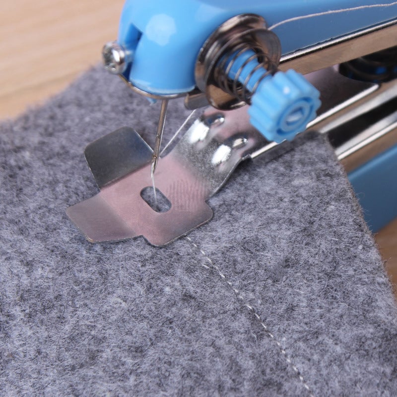 Portable sewing machine