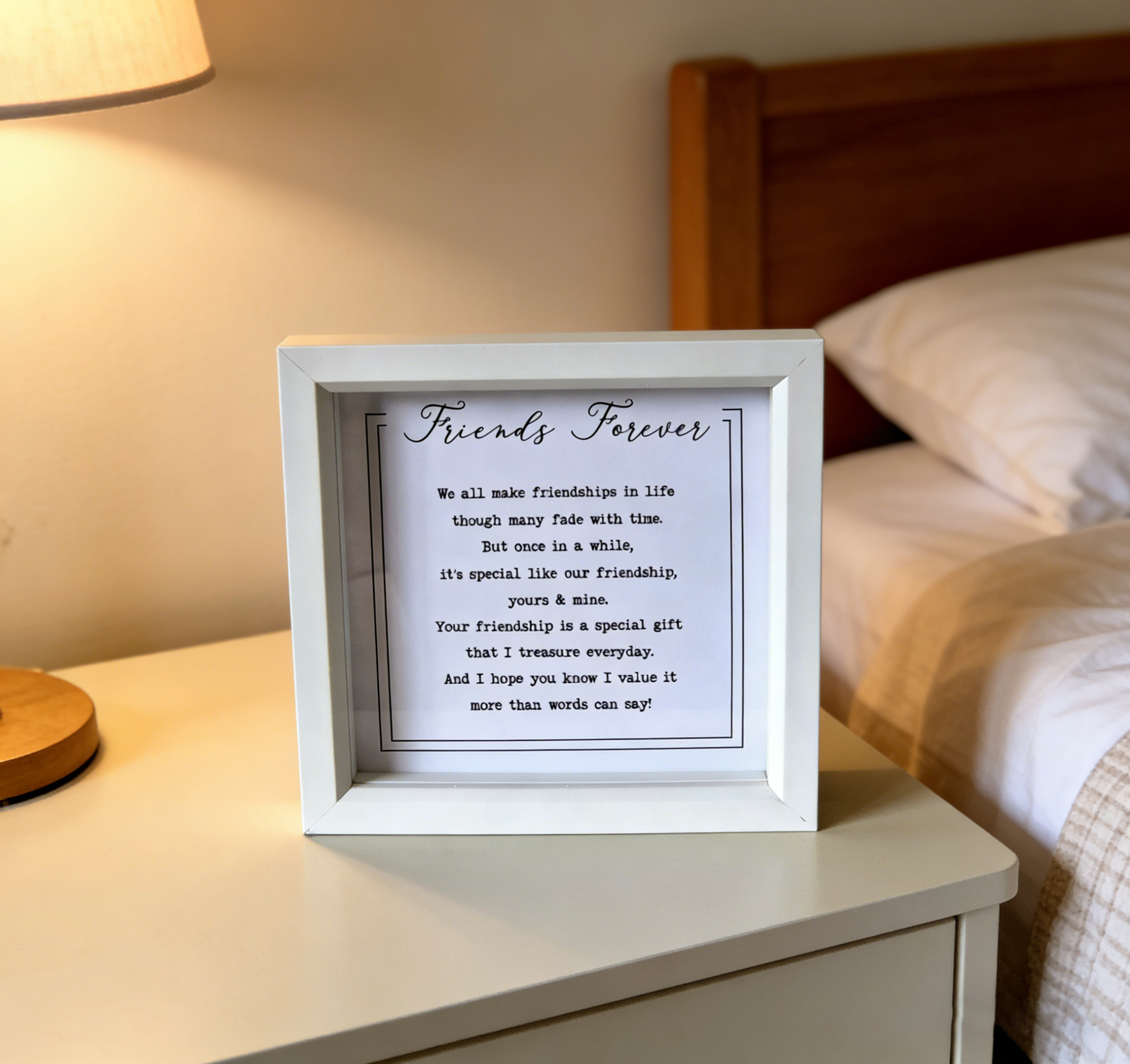 Friends forever frame