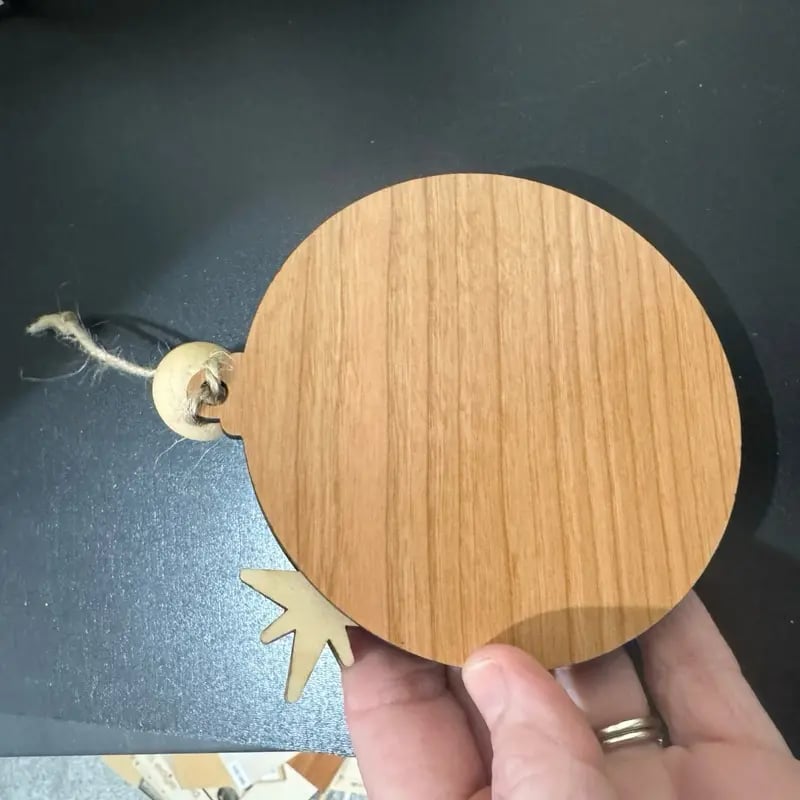 ✝️Nativity Countdown Ornament with Wooden Silhouette and Star Design for Festive Home Decor