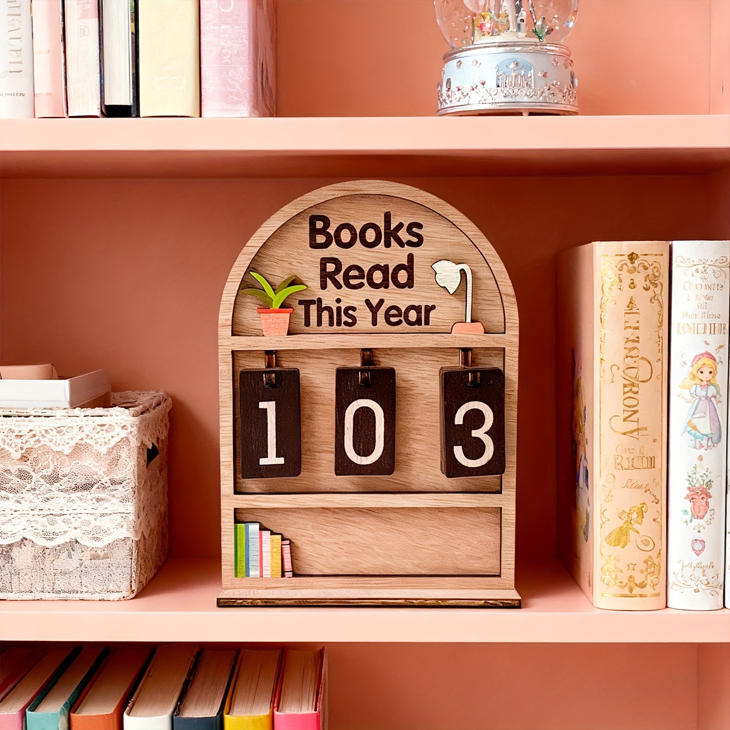 Wooden Annual Reading Count Display Piece