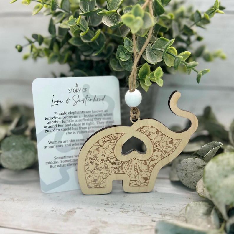 🎁Floral Sisterhood Elephant Ornament