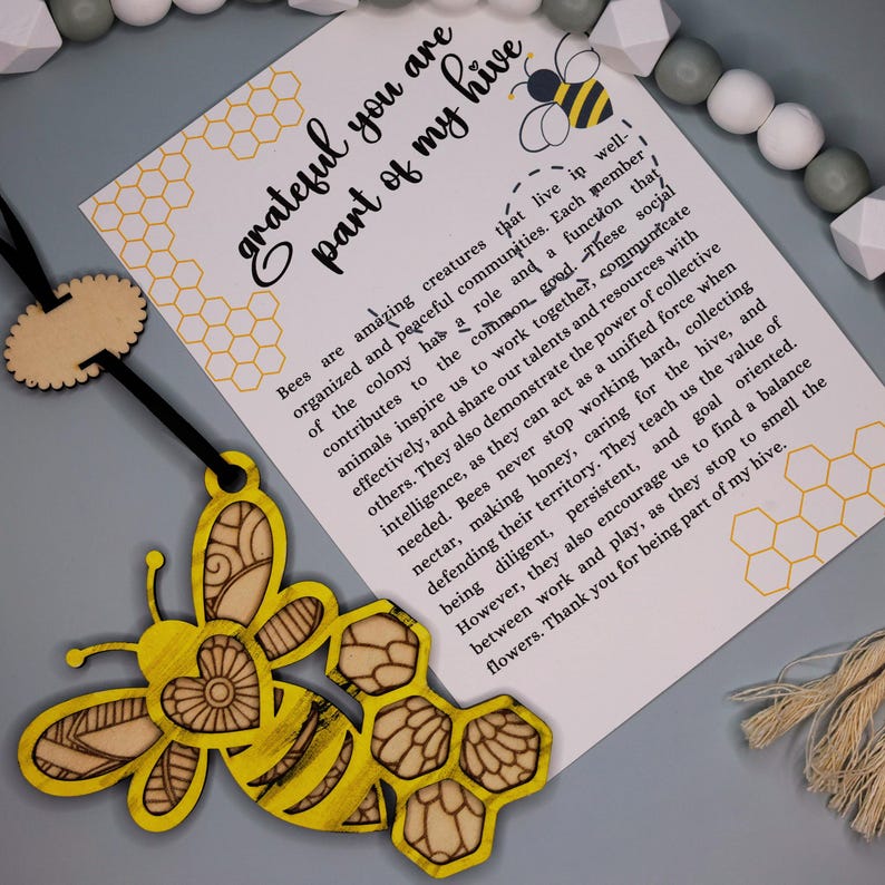 🐝Bee Grateful Ornament With Story Card